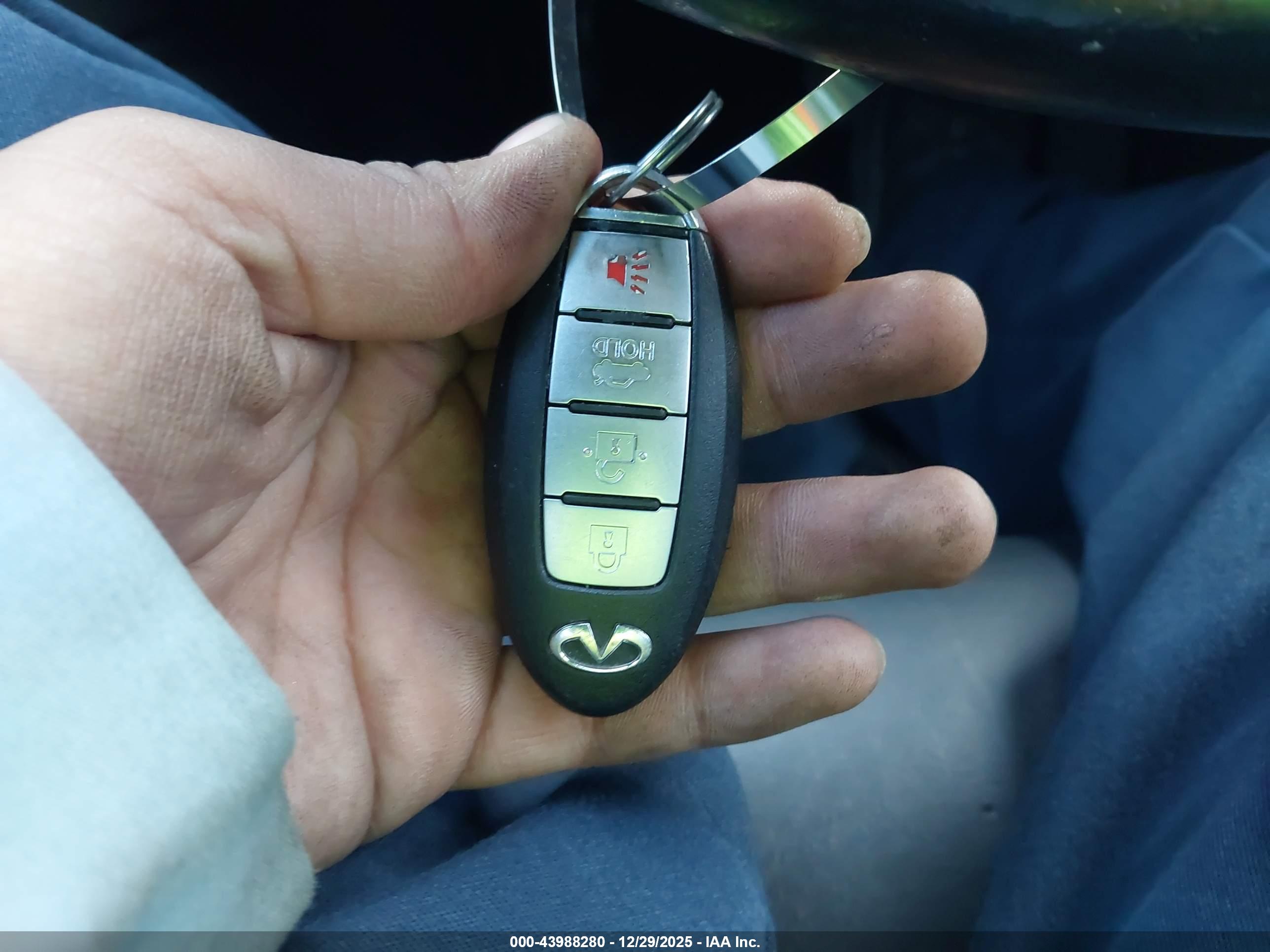 INFINITI Q50 image 11