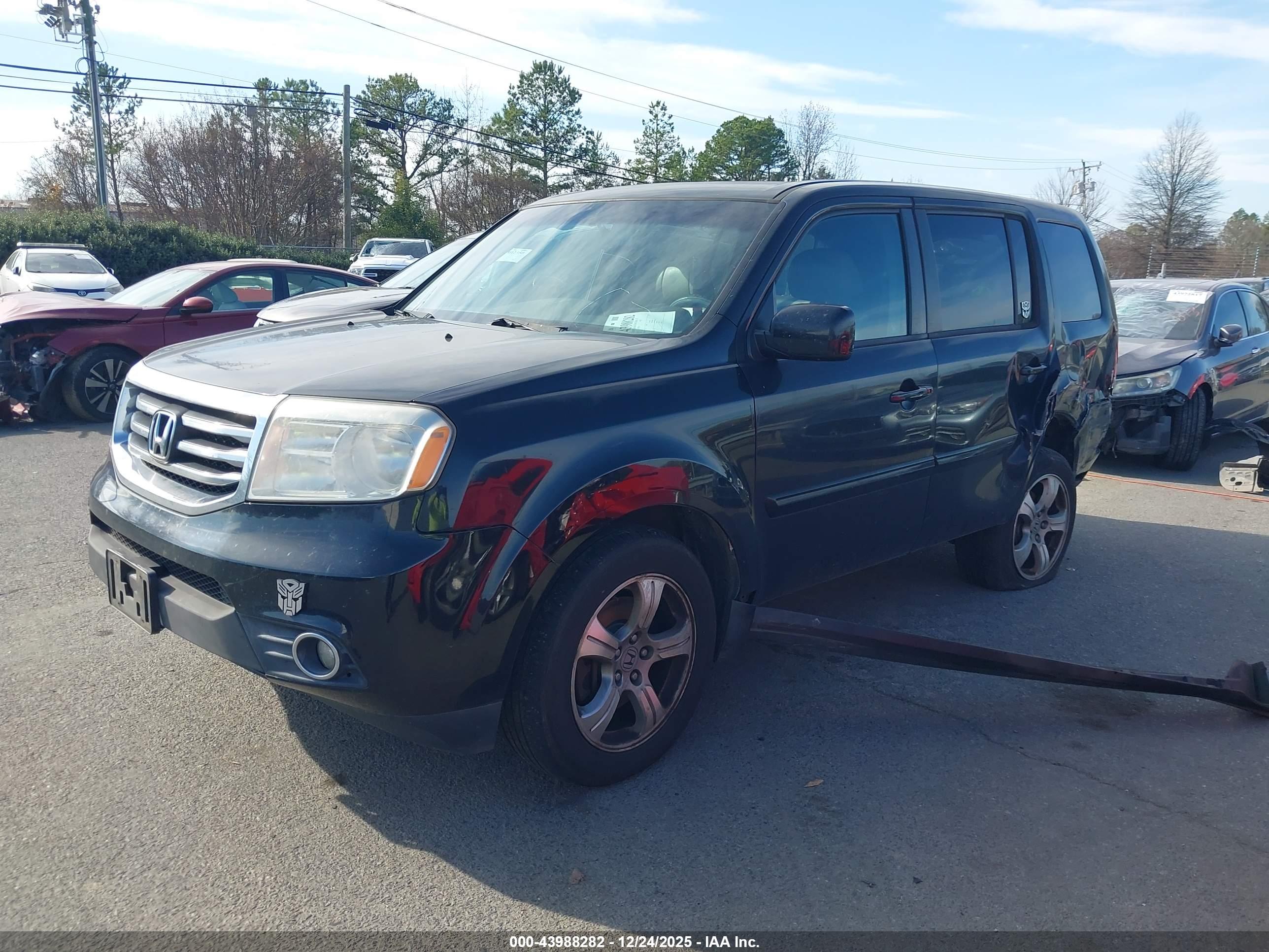 HONDA PILOT image 2