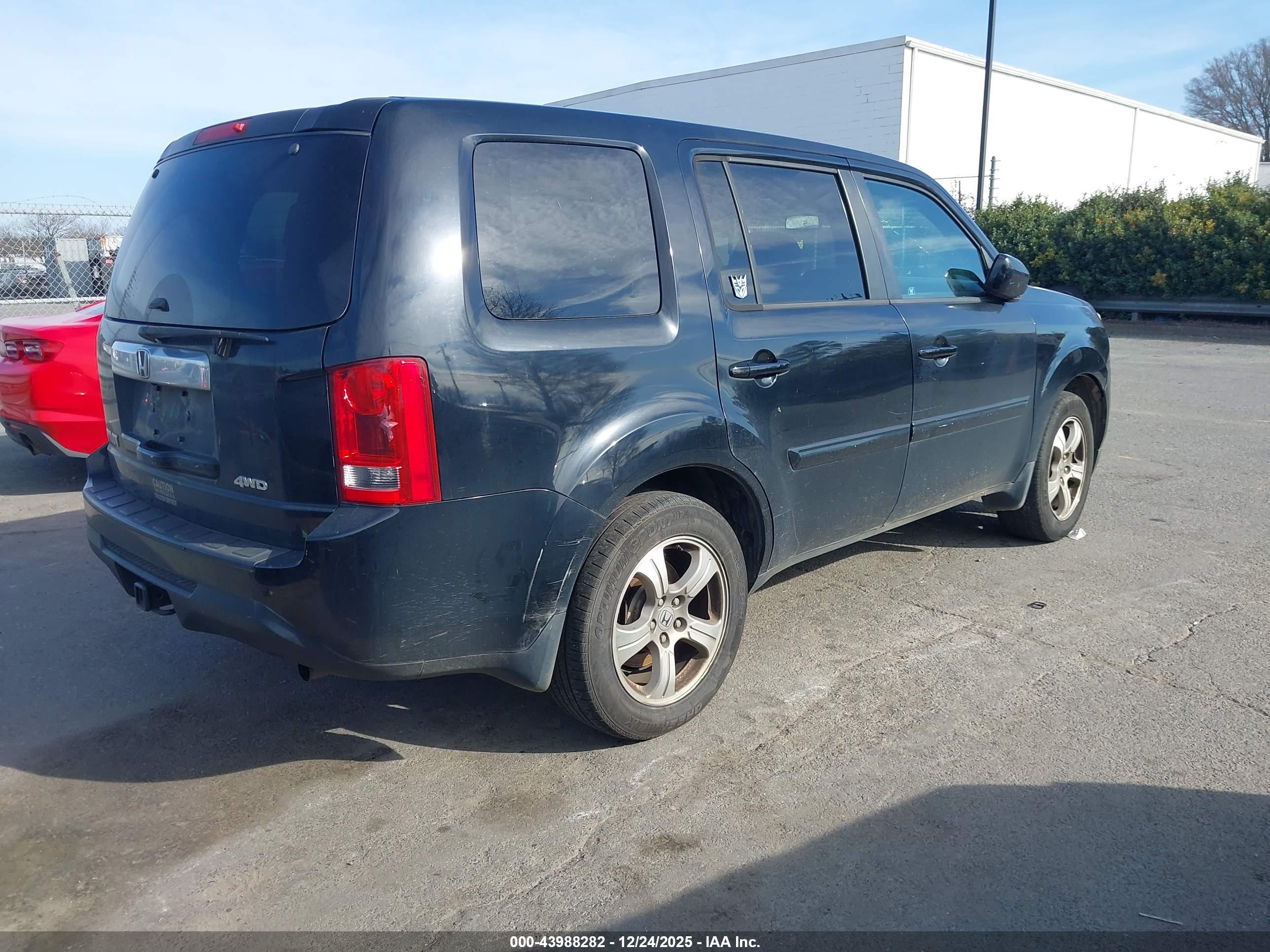 HONDA PILOT image 4