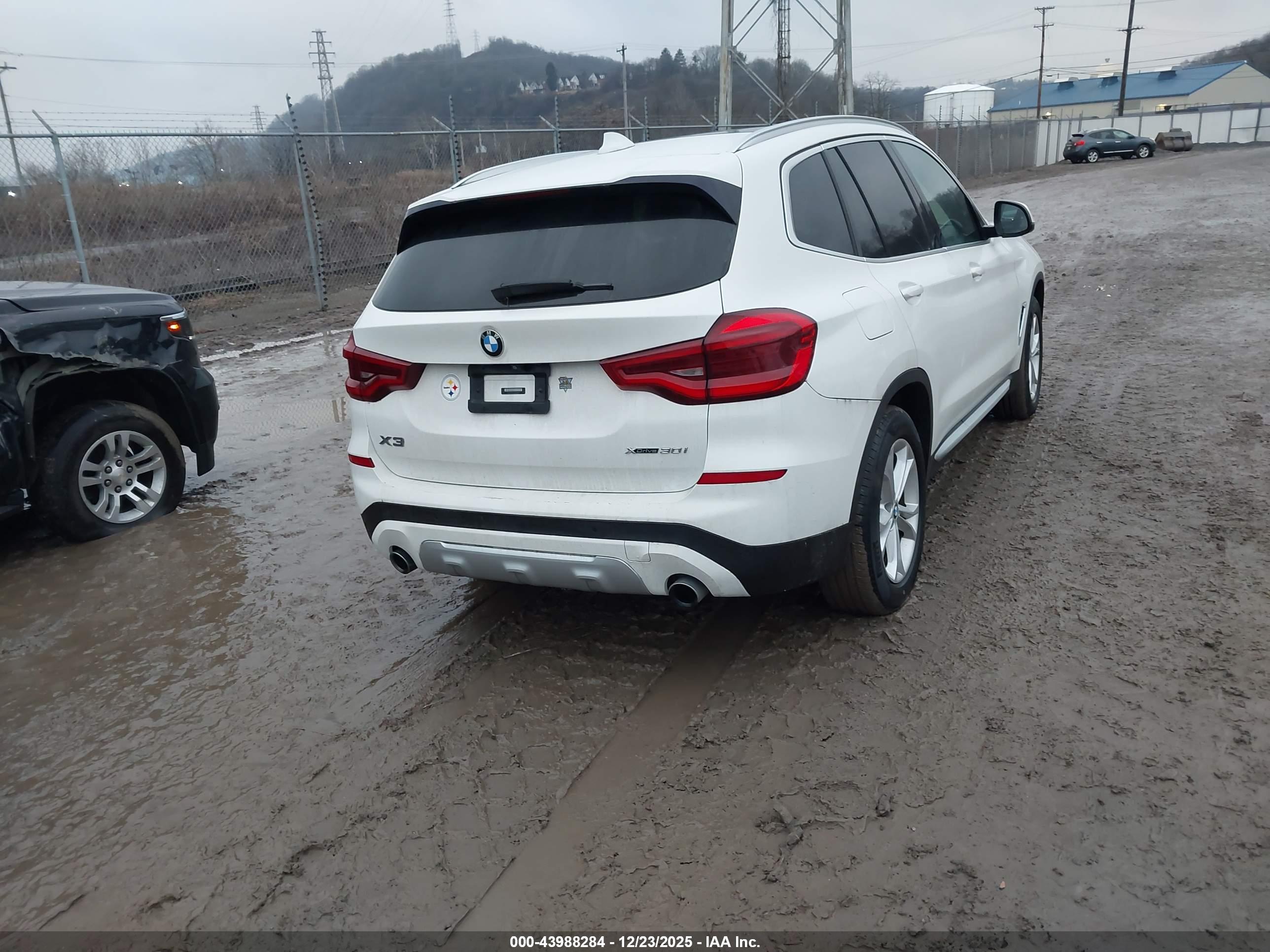 BMW X3 image 4