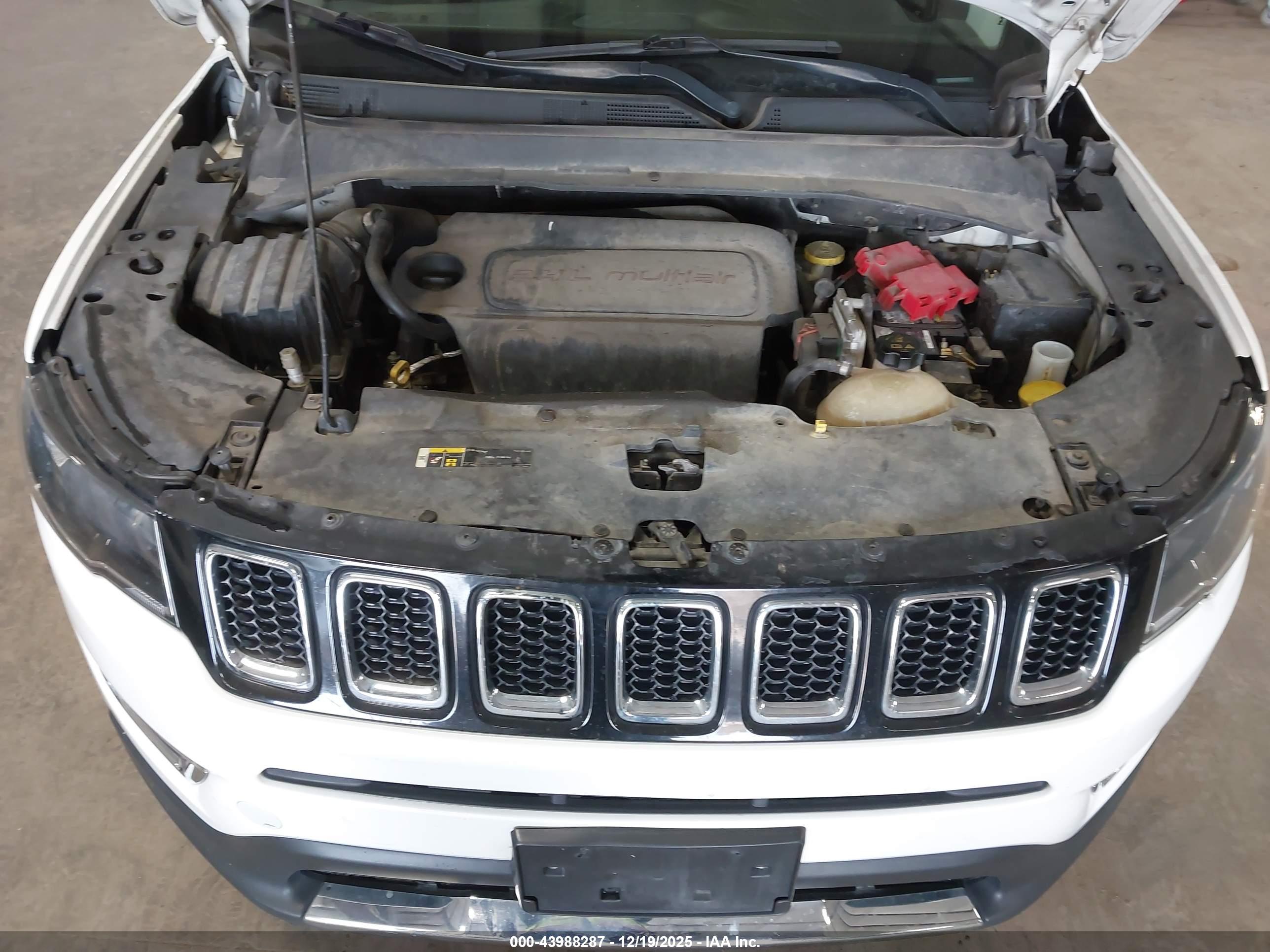 JEEP COMPASS image 10