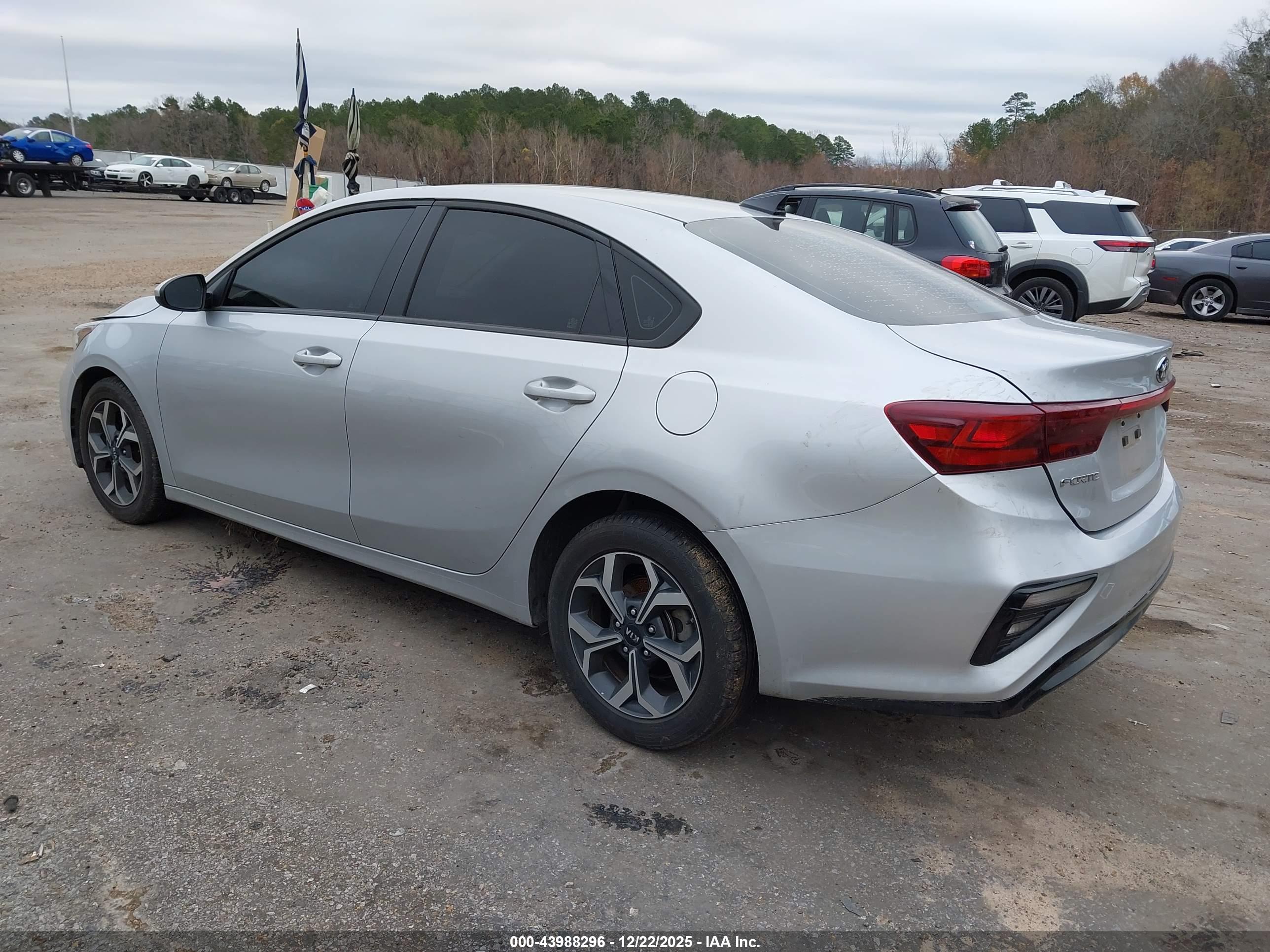 KIA FORTE image 3