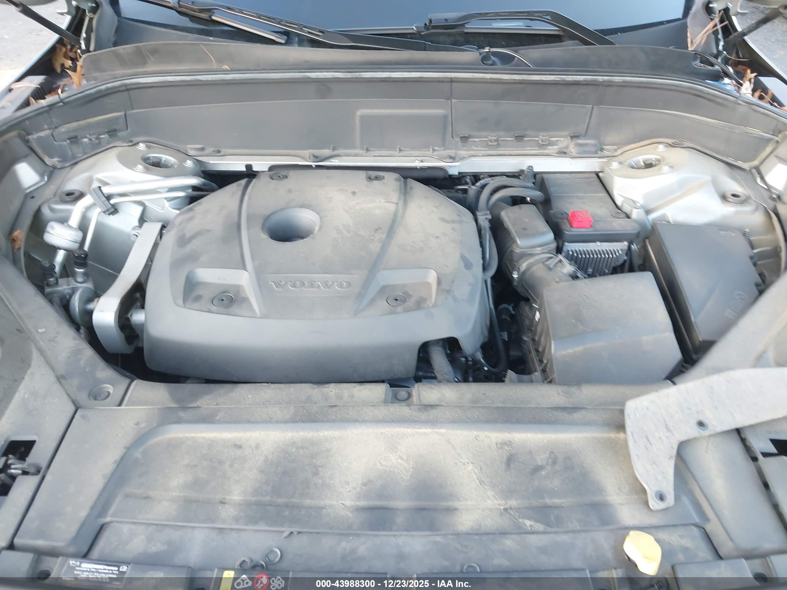 VOLVO XC90 image 10