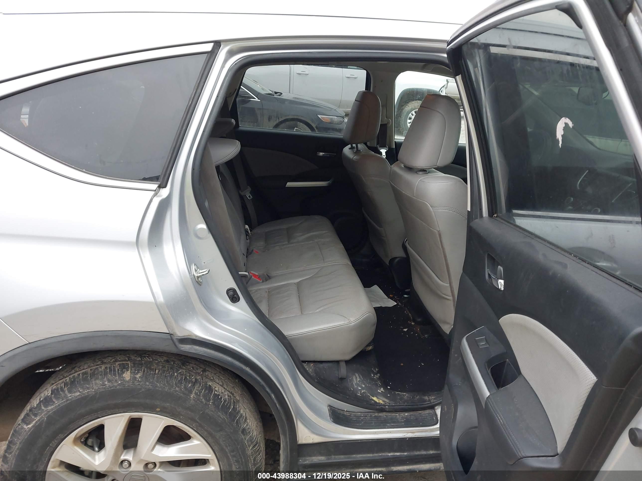 HONDA CR-V image 8