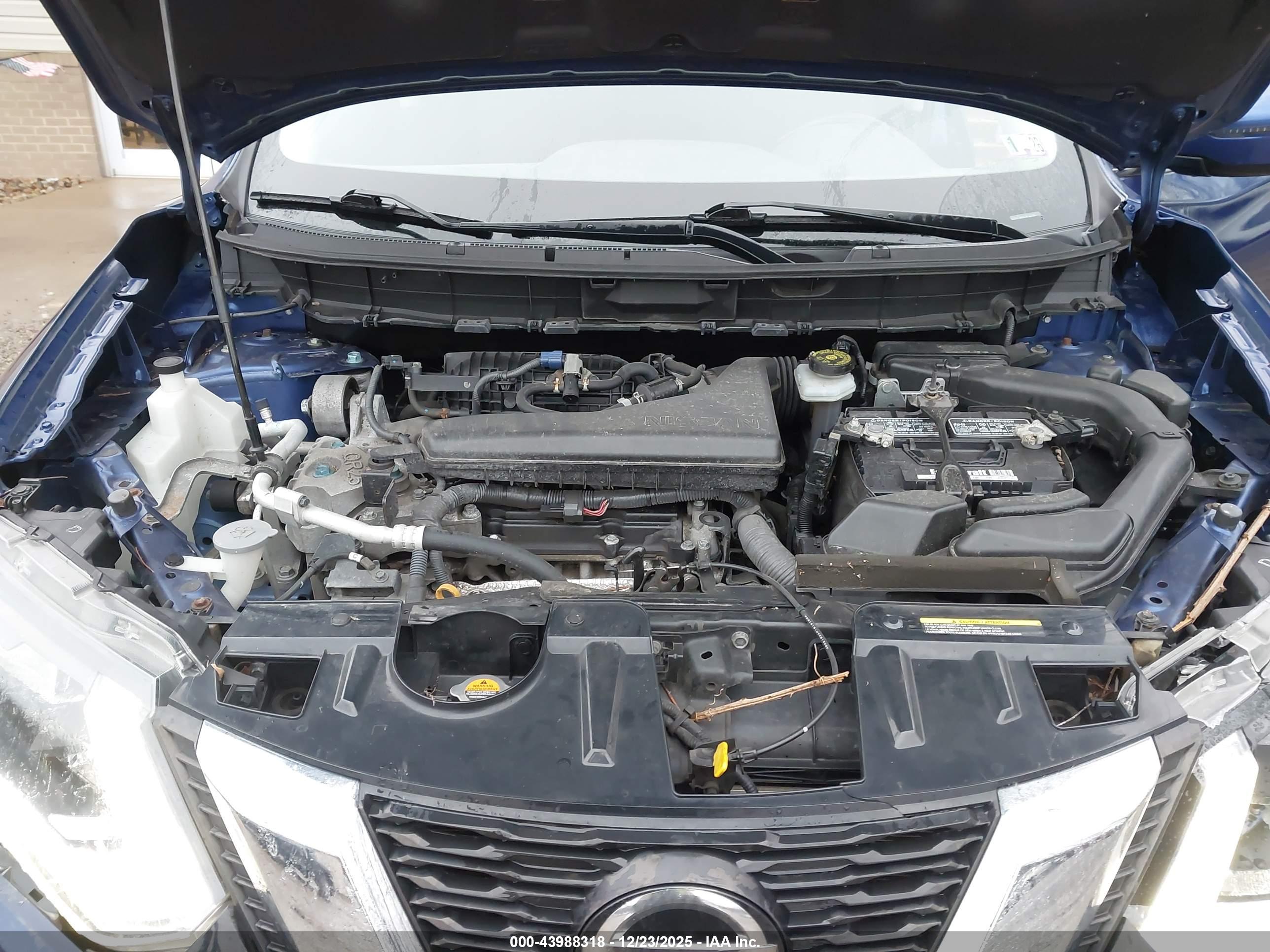 NISSAN ROGUE image 10