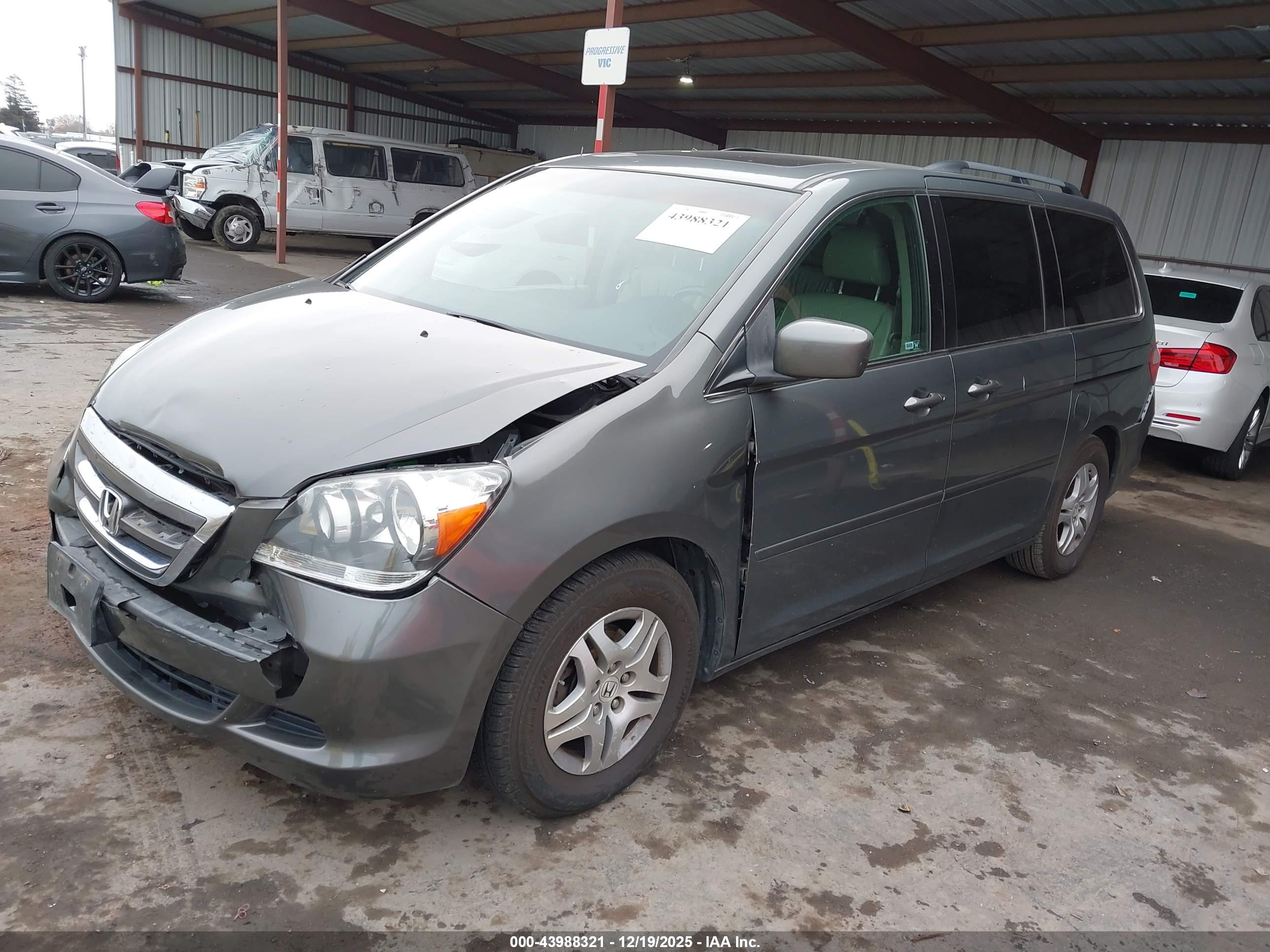 HONDA ODYSSEY image 2