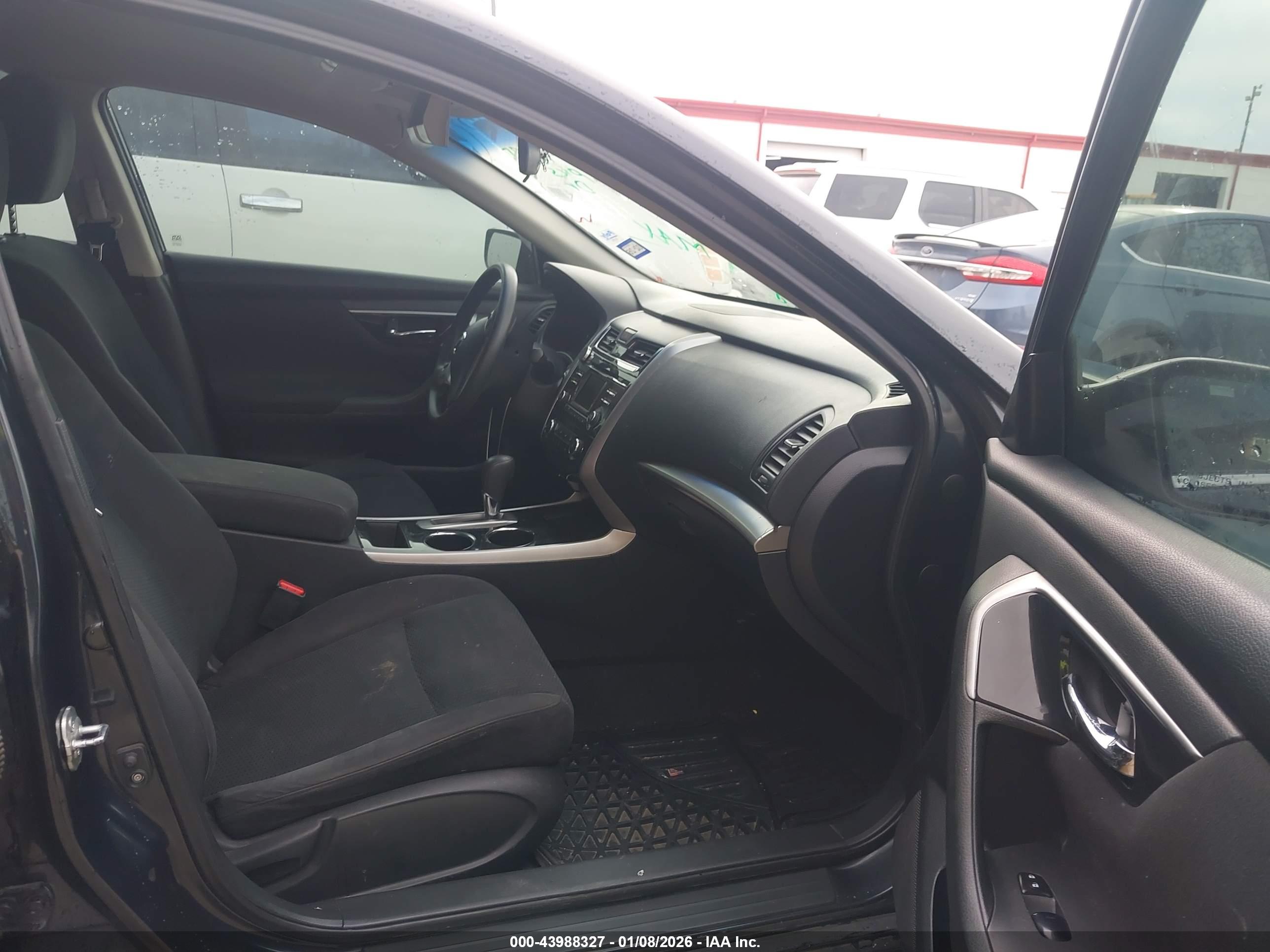 NISSAN ALTIMA image 5