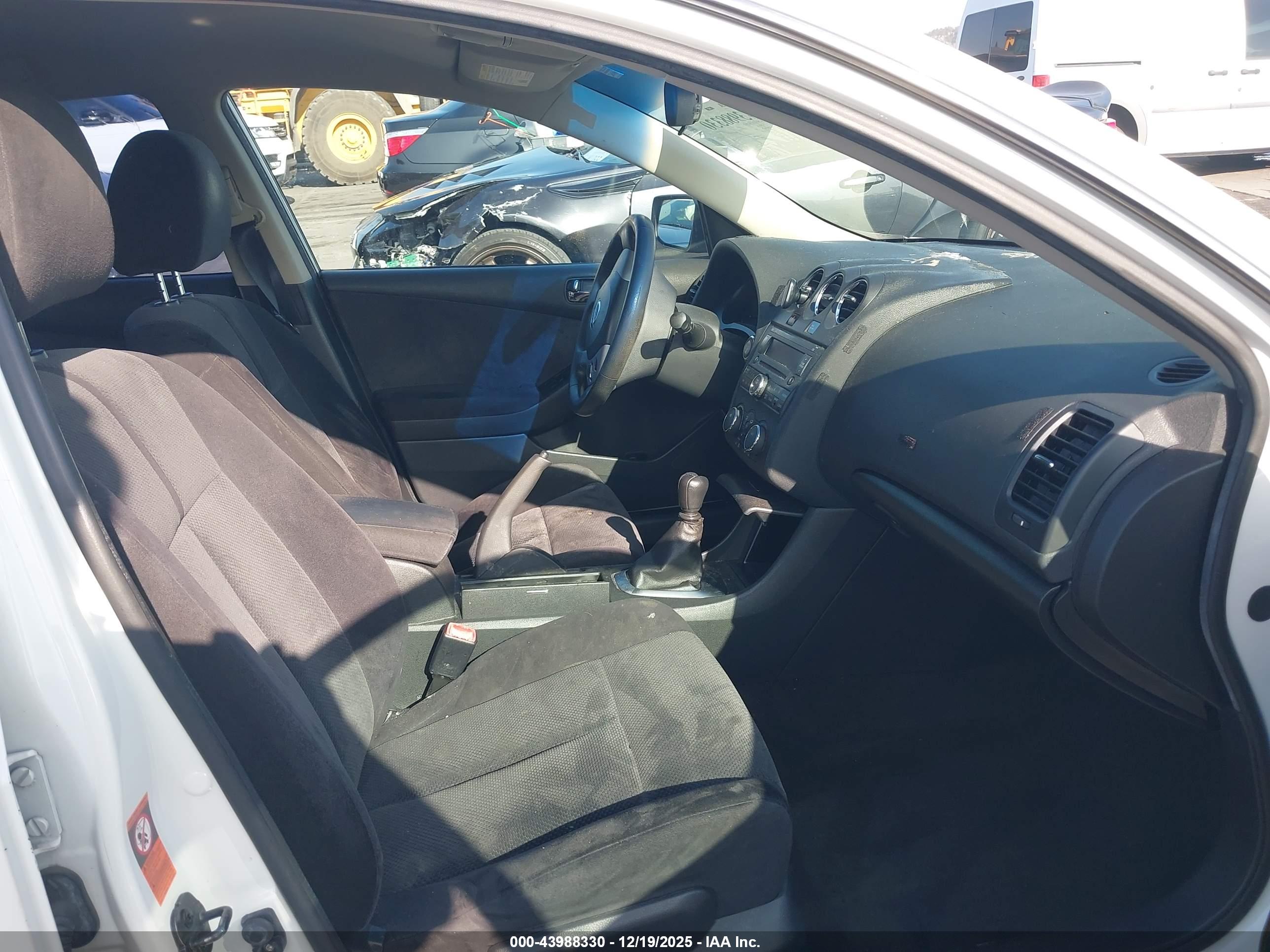 NISSAN ALTIMA image 5