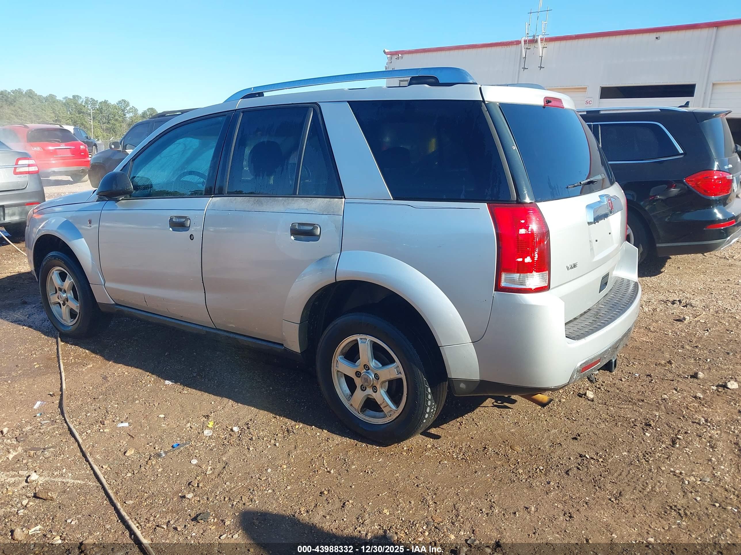 SATURN VUE image 3