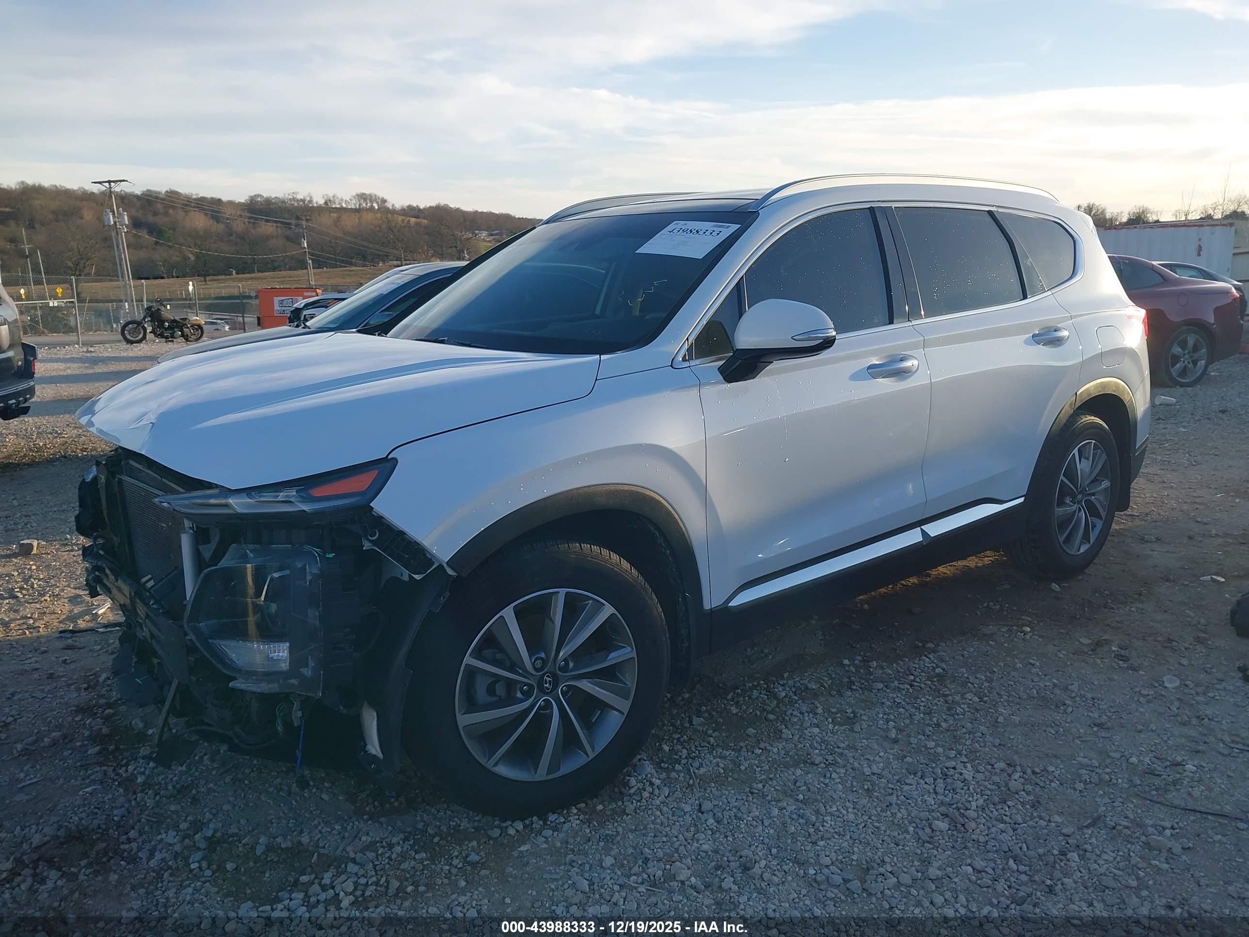 HYUNDAI SANTA image 2