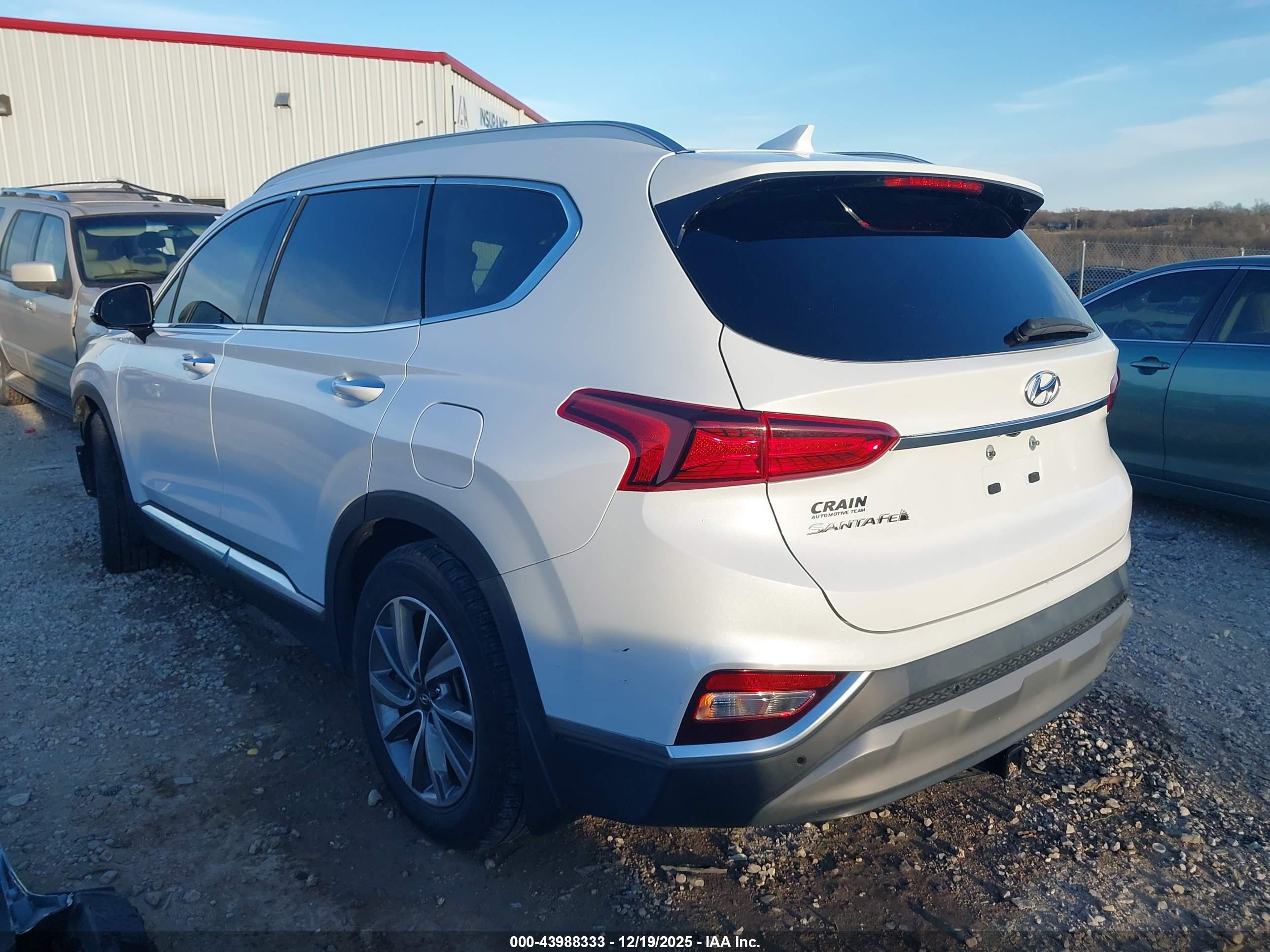 HYUNDAI SANTA image 3