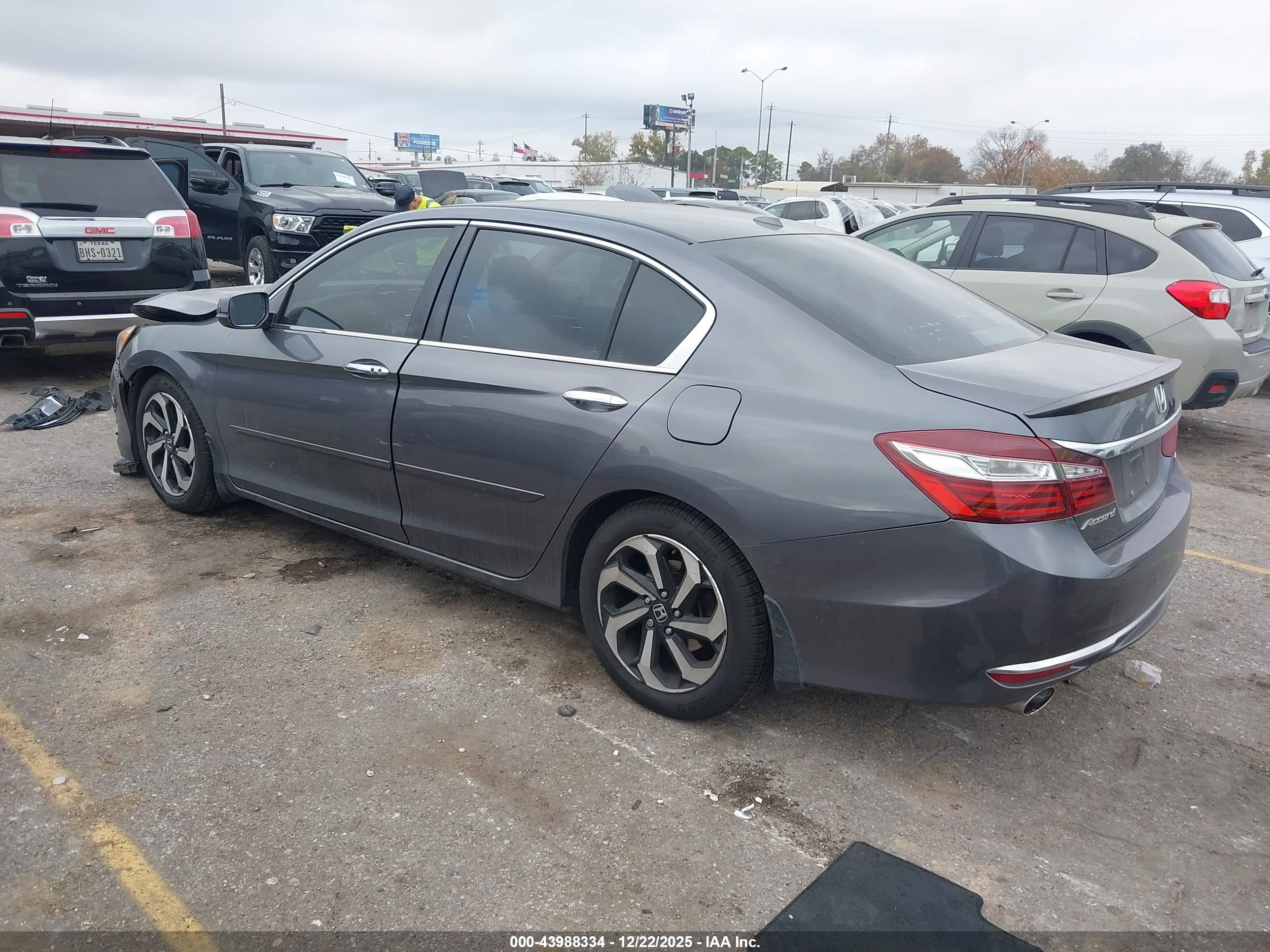 HONDA ACCORD image 3