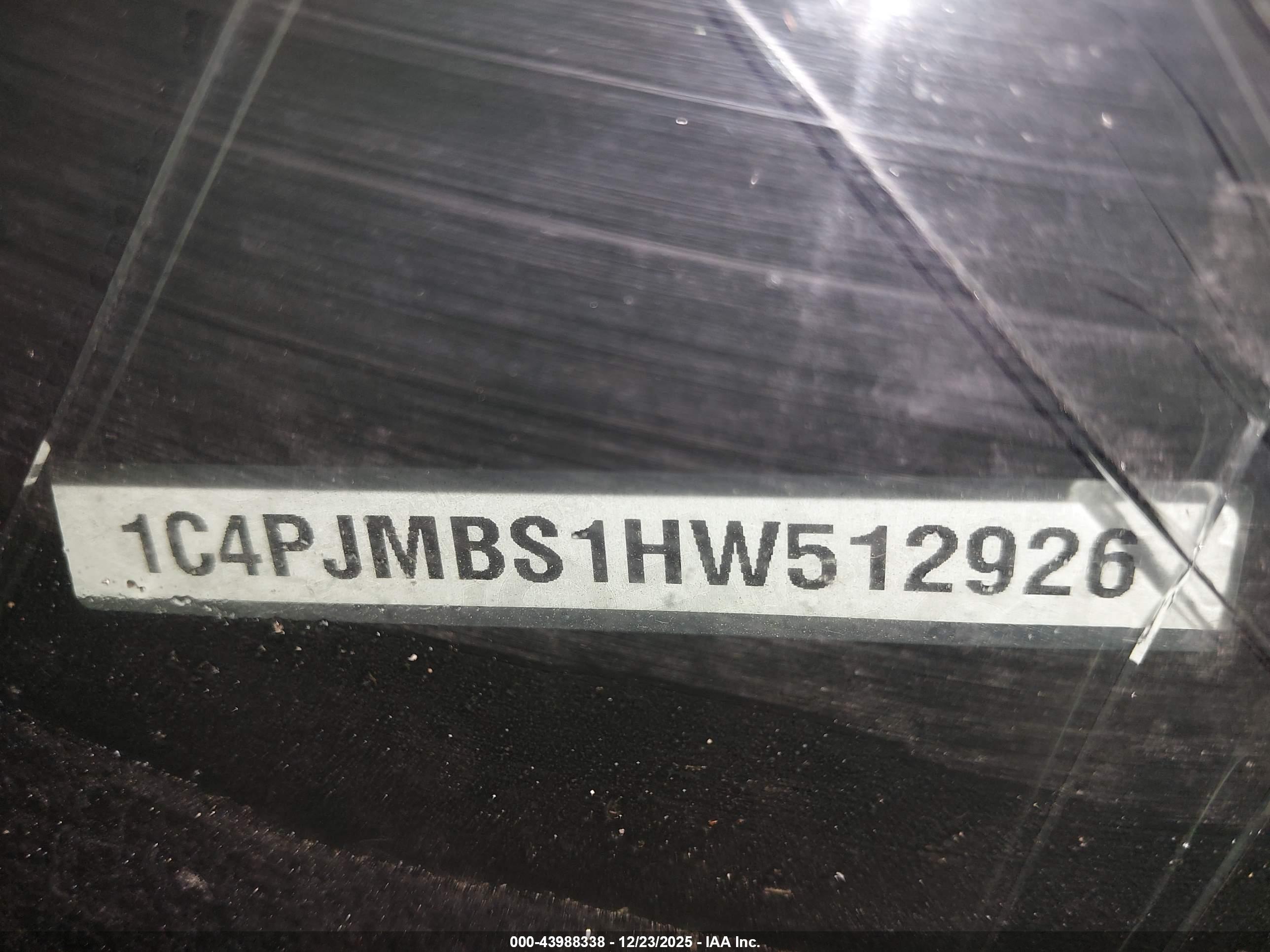 JEEP CHEROKEE image 9