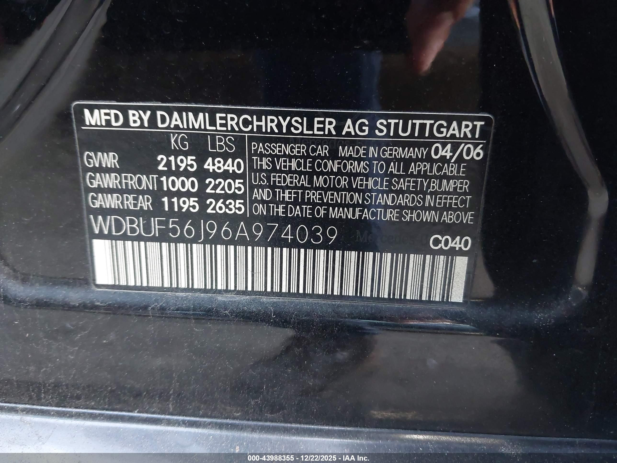 MERCEDES-BENZ E image 9