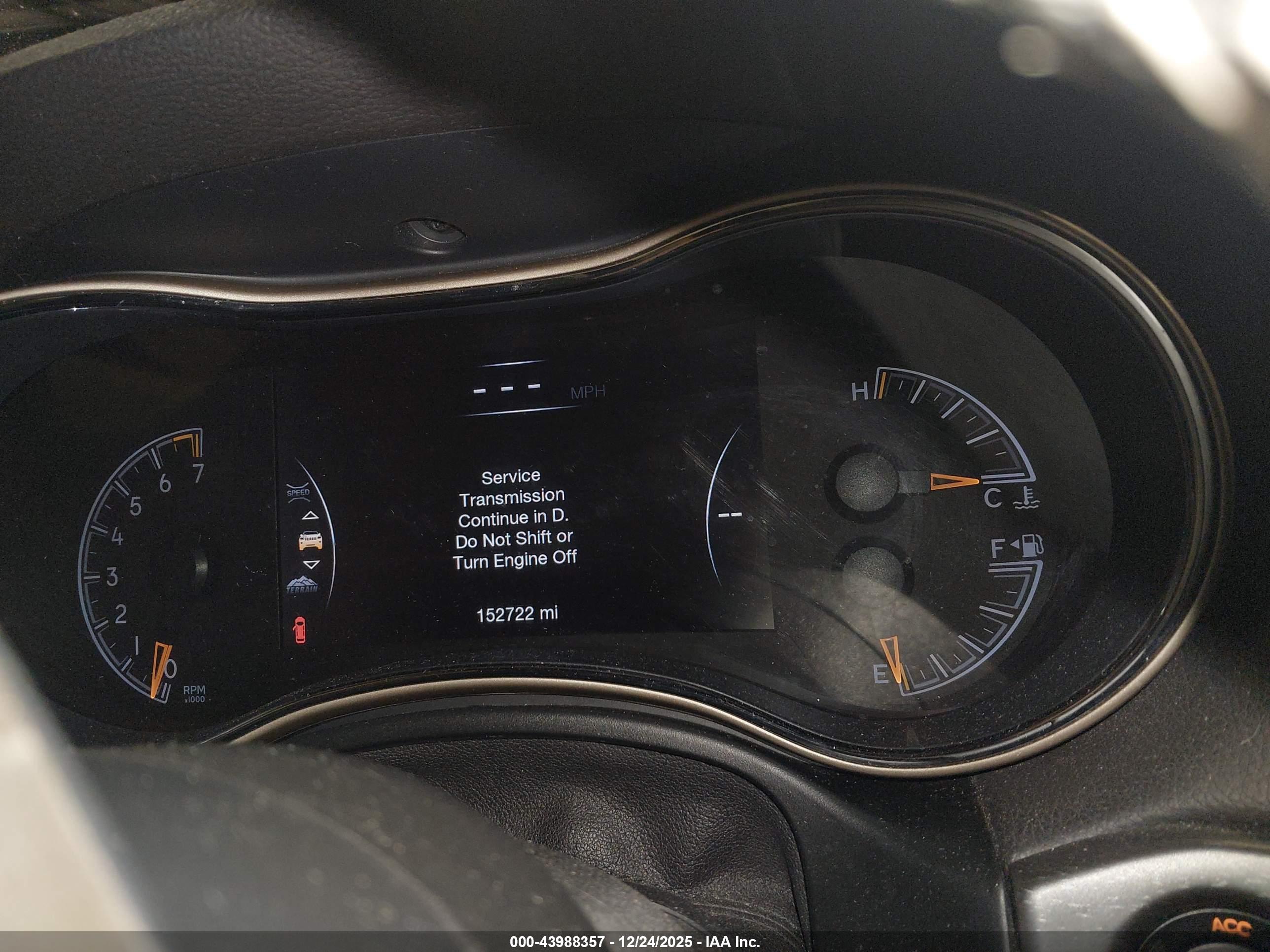 JEEP GRAND image 7