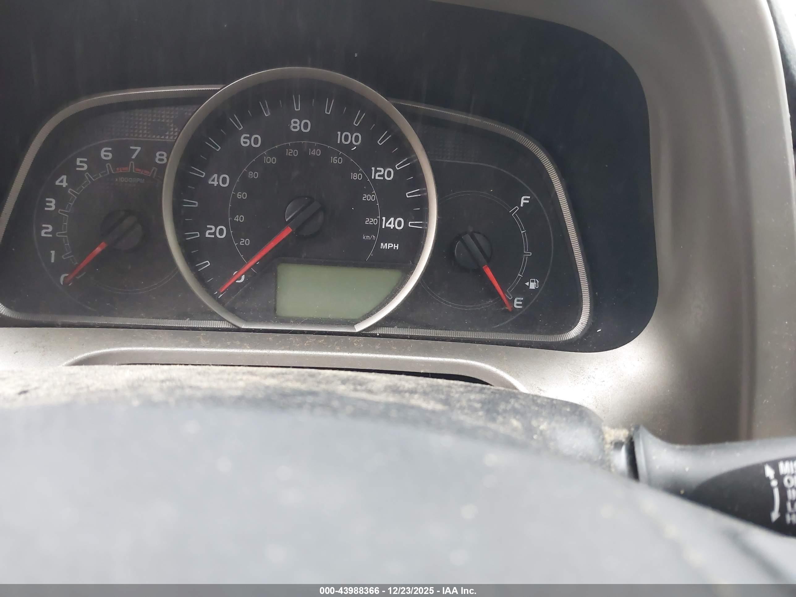 TOYOTA RAV4 image 7