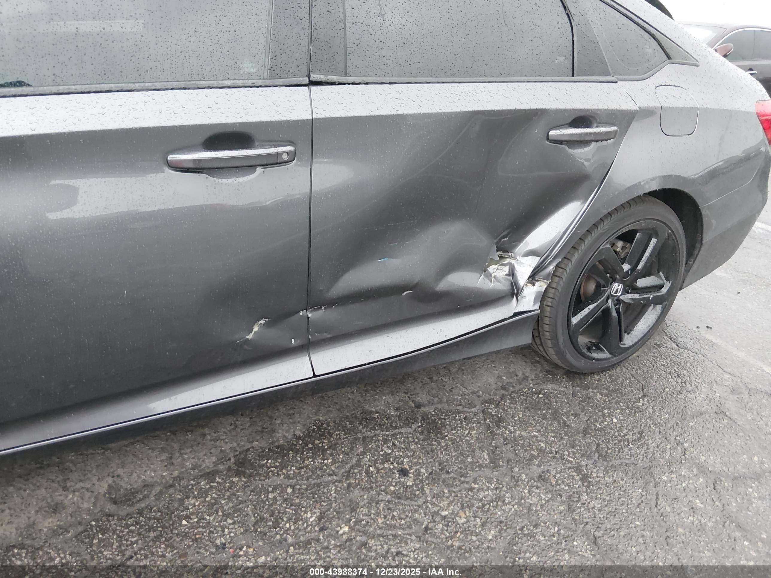 HONDA ACCORD image 6