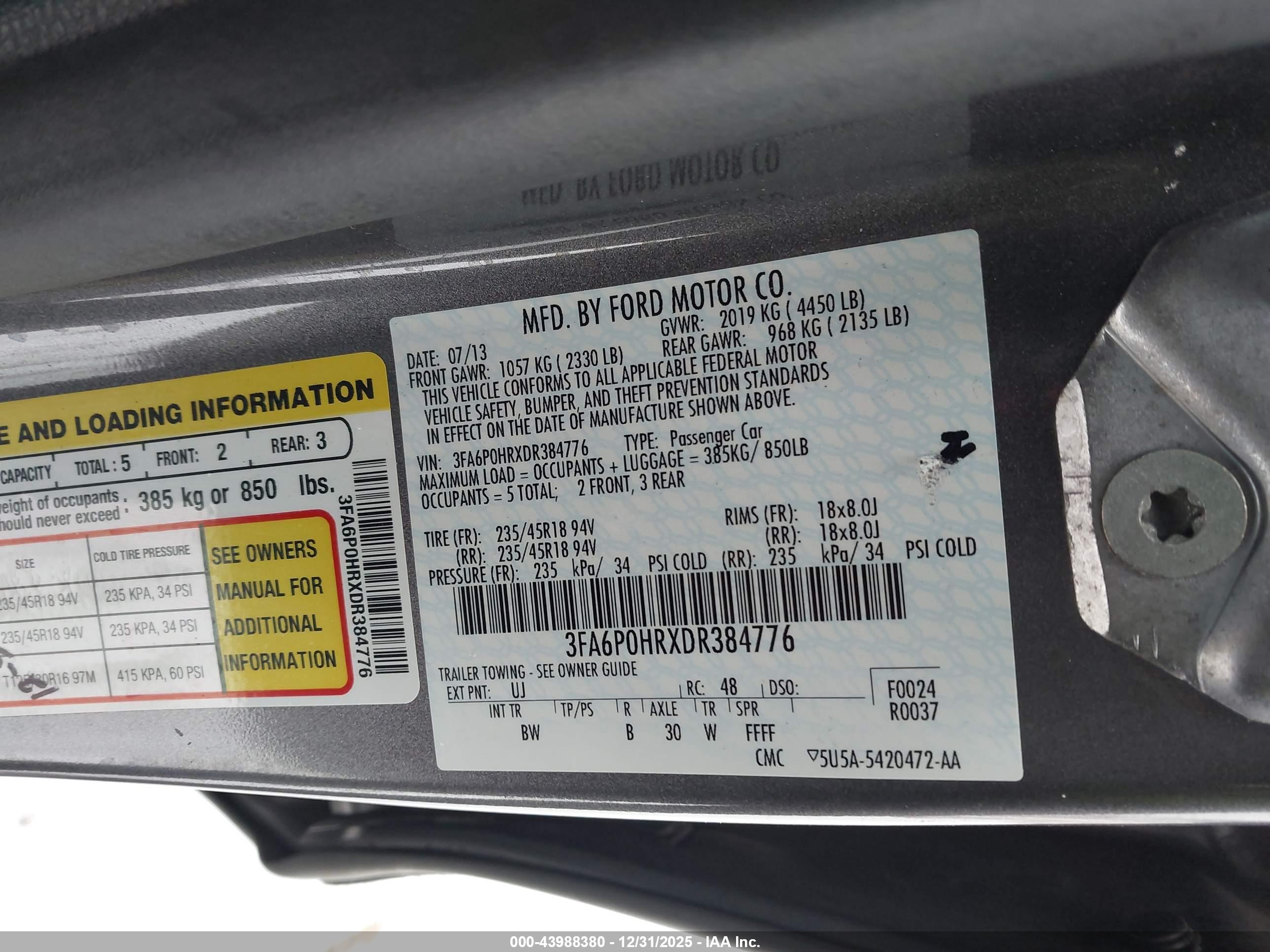 FORD FUSION image 9
