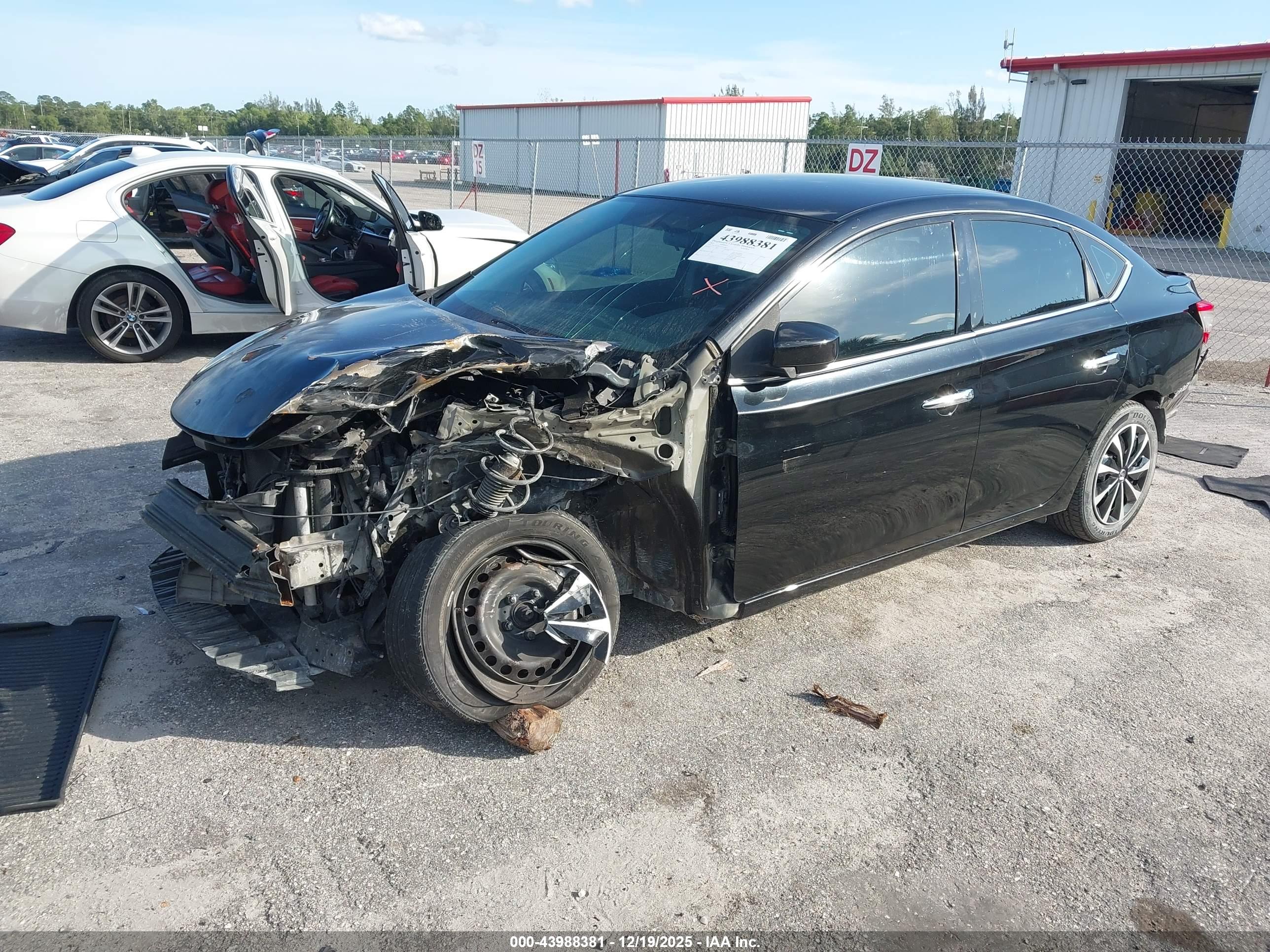 NISSAN SENTRA image 2