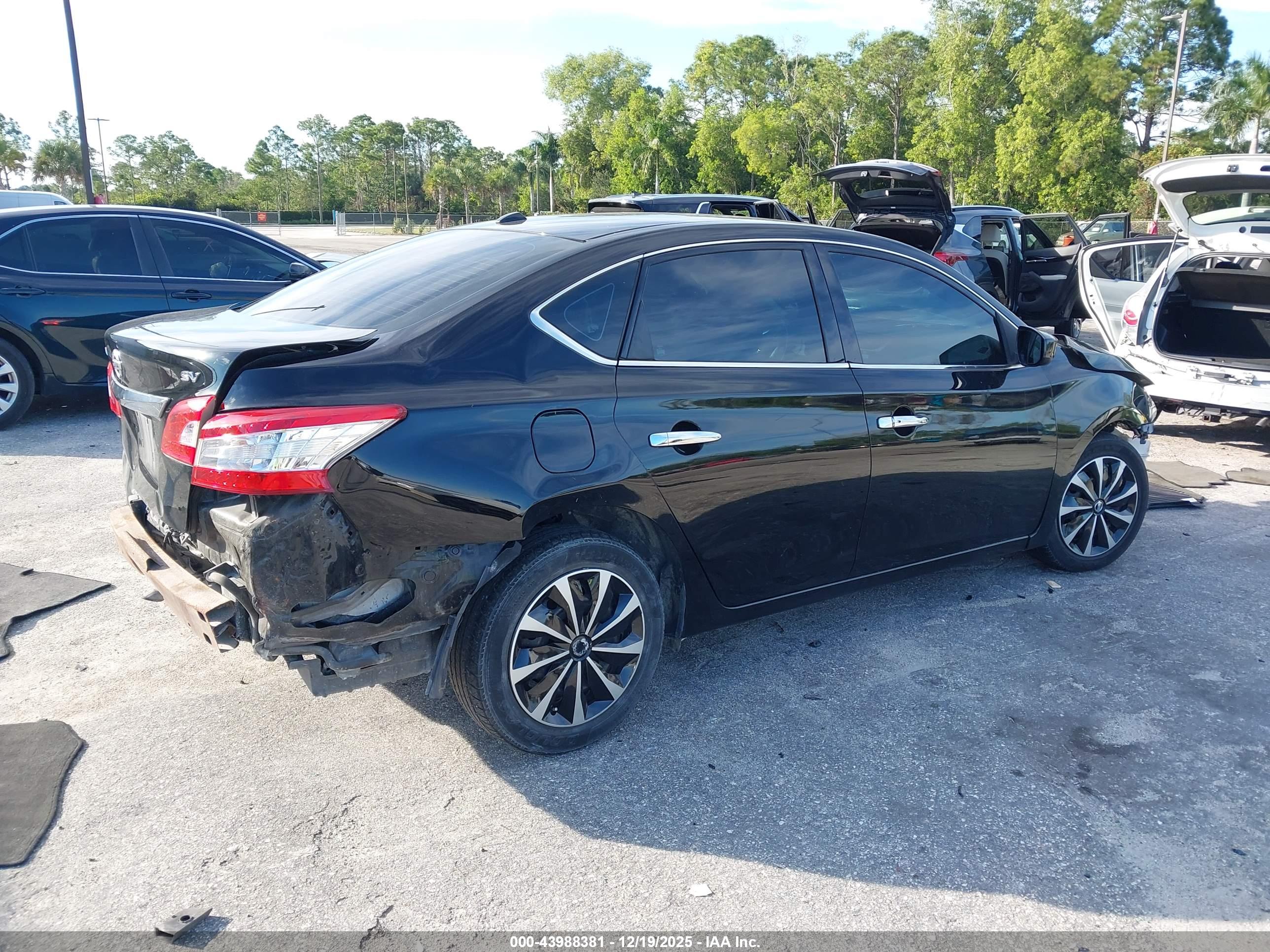 NISSAN SENTRA image 4