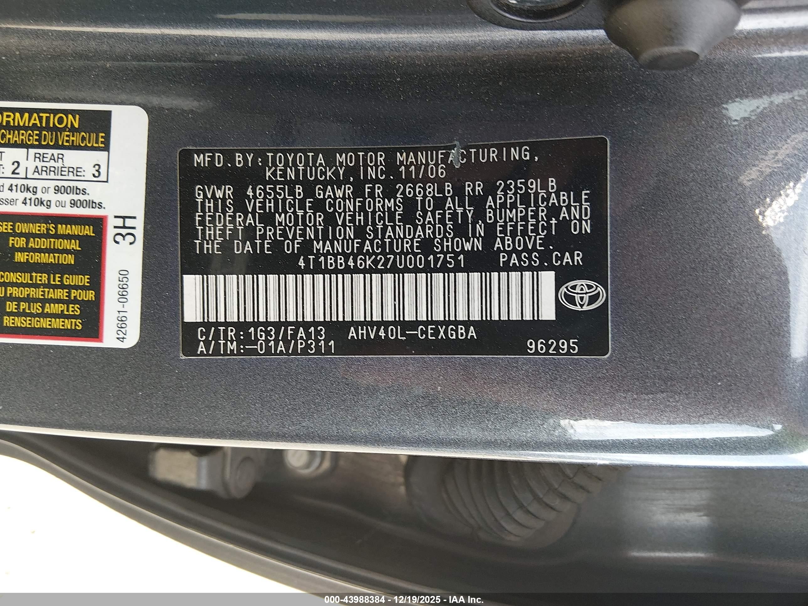 TOYOTA CAMRY image 9