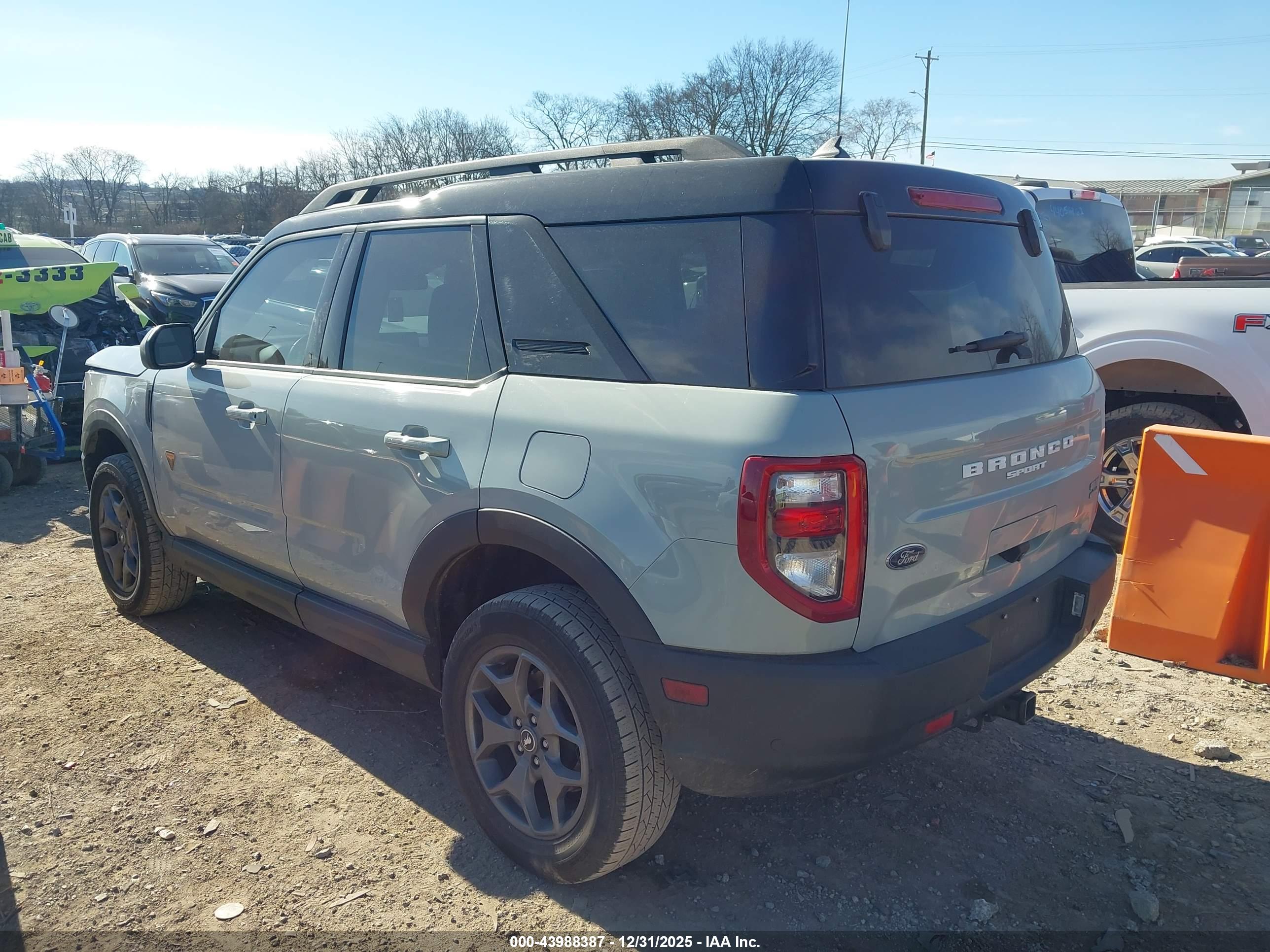 FORD BRONCO image 3