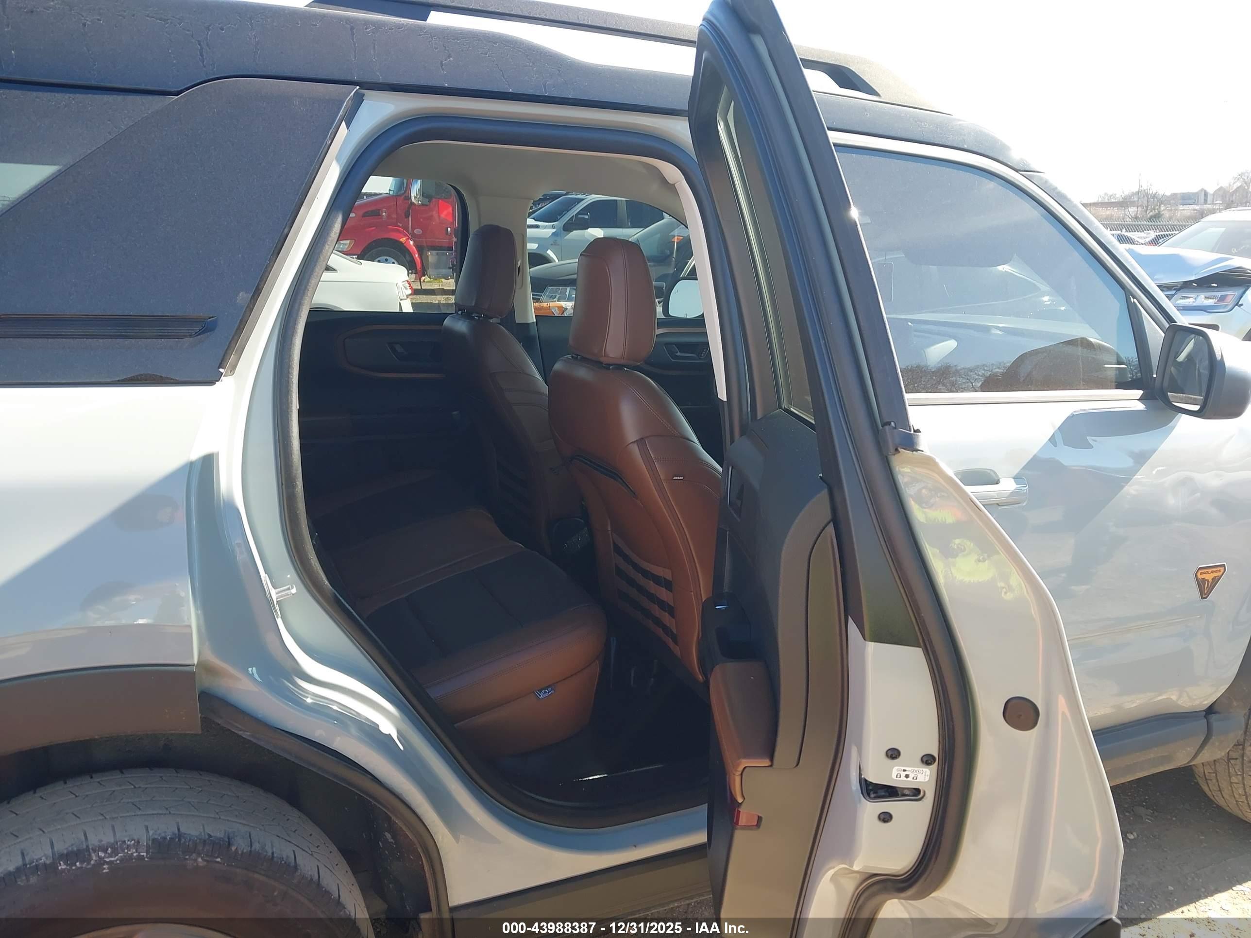 FORD BRONCO image 8