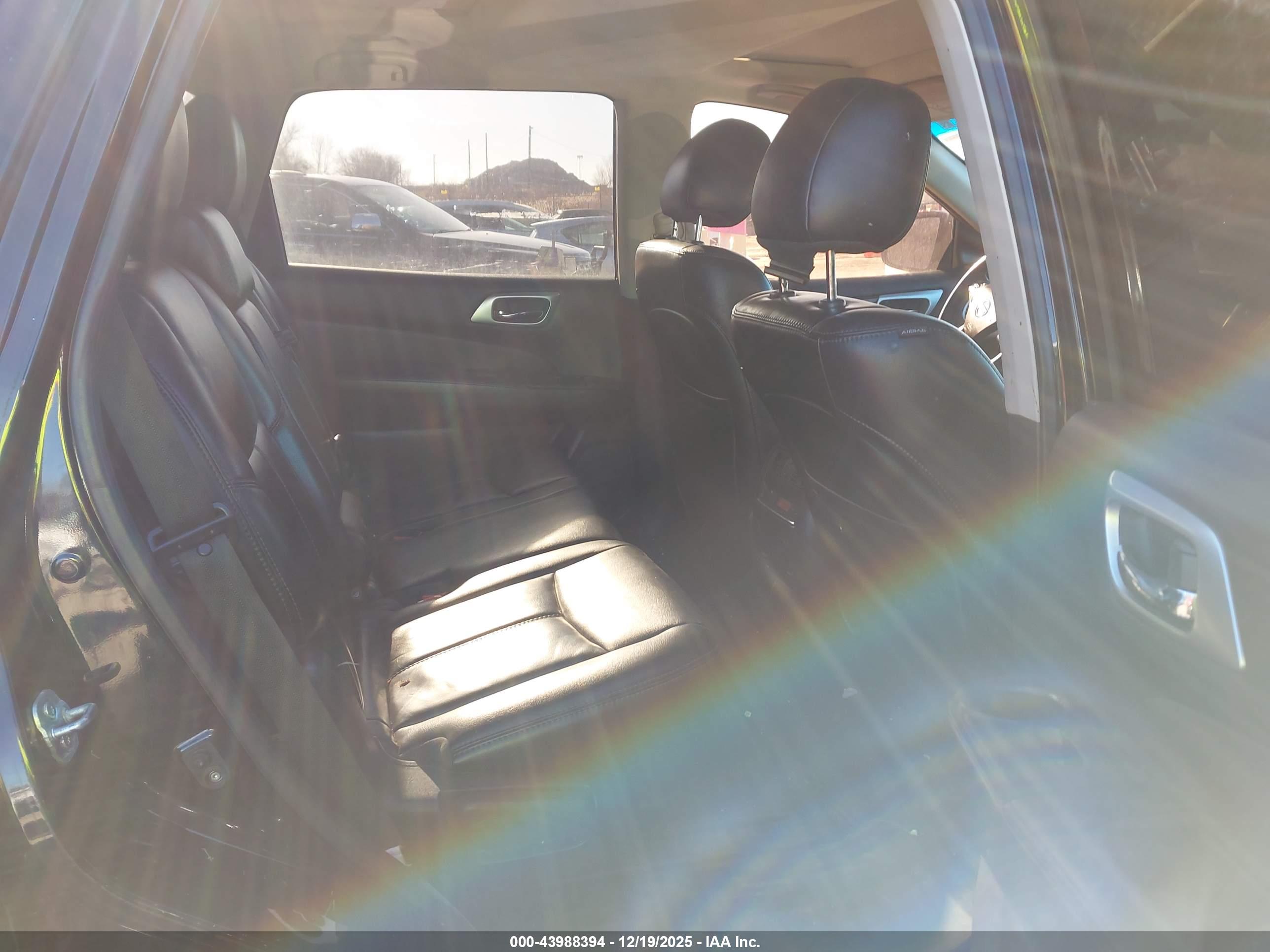 NISSAN PATHFINDER image 8
