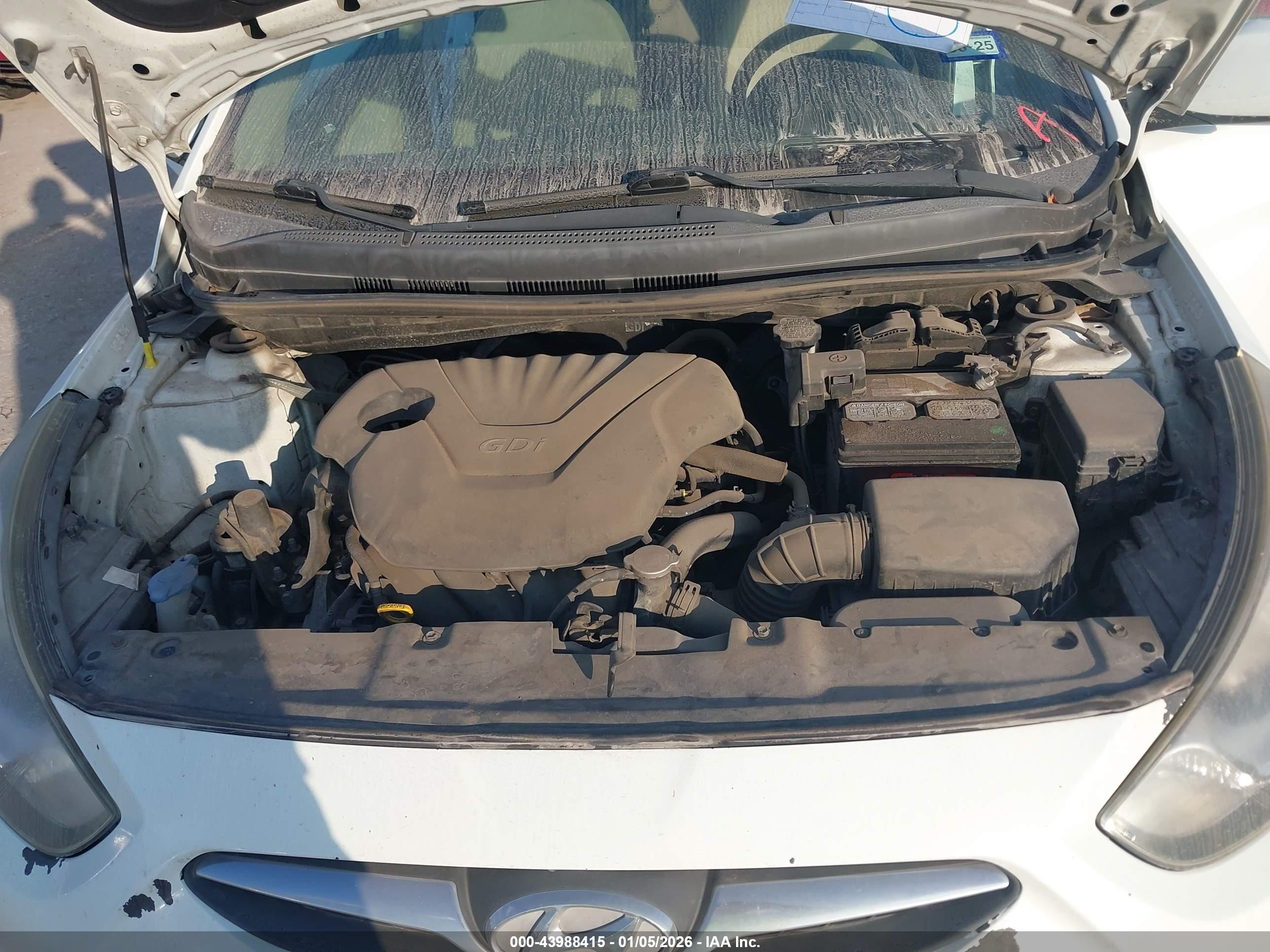 HYUNDAI ACCENT image 10