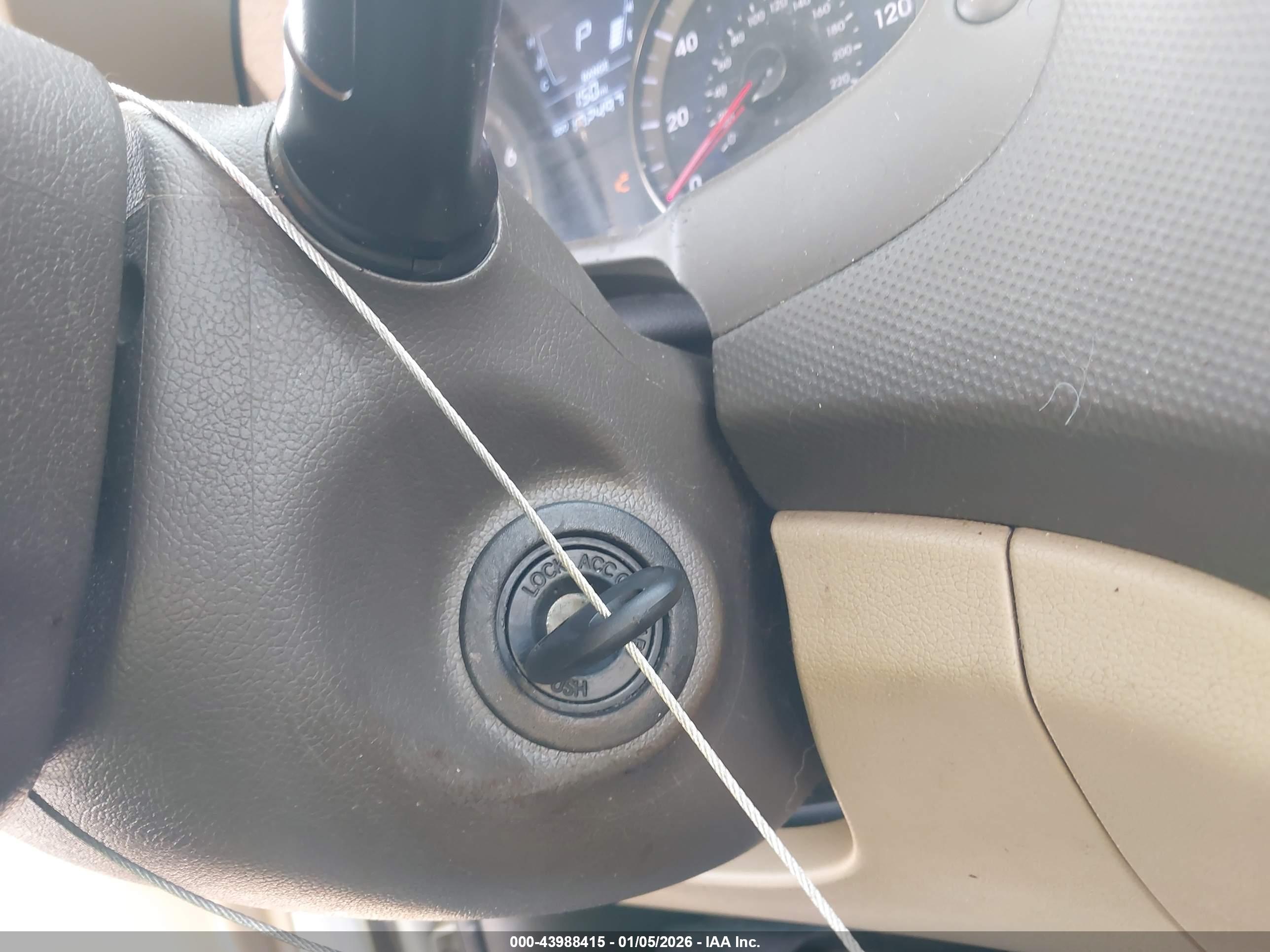 HYUNDAI ACCENT image 11