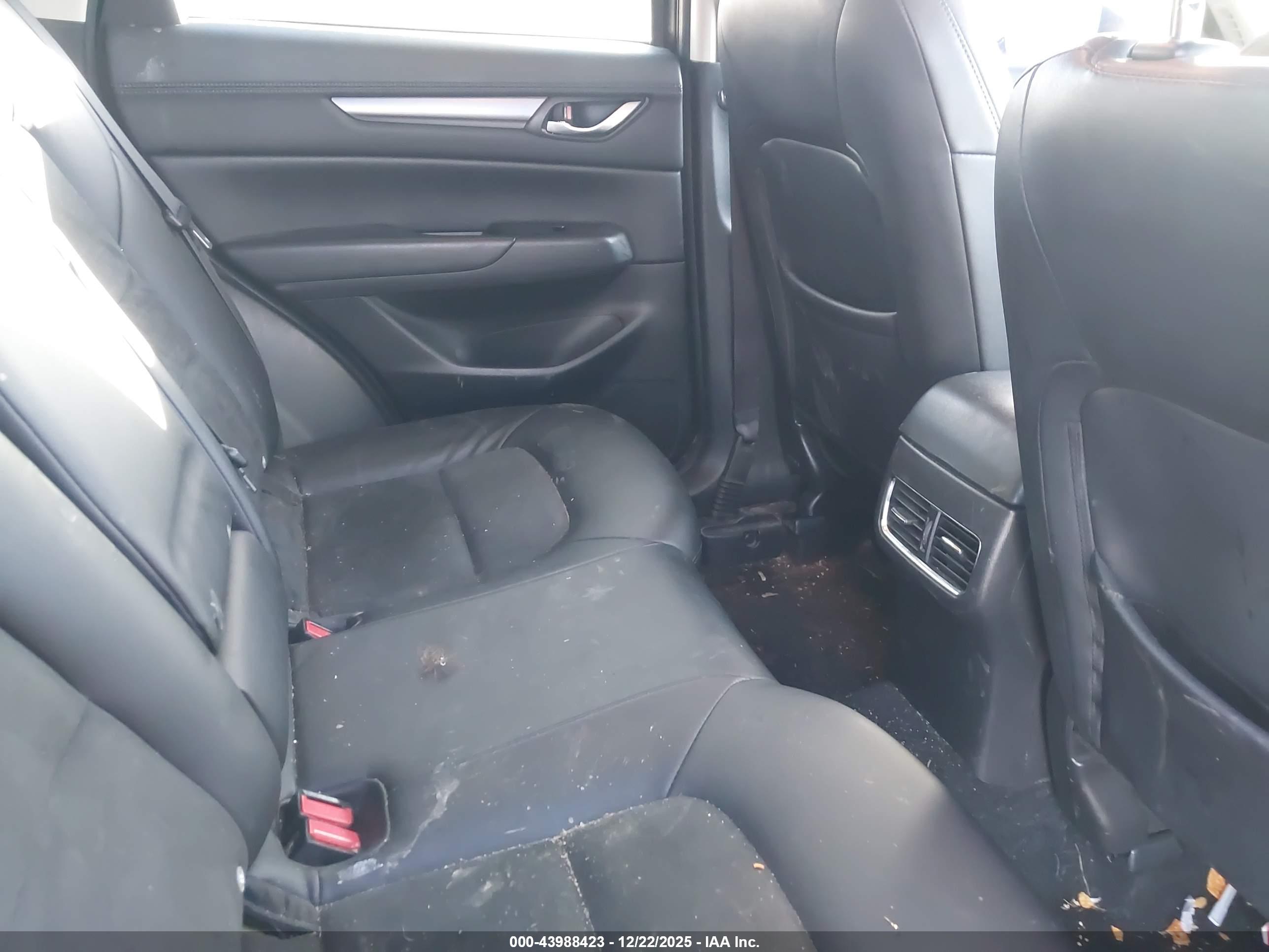 MAZDA CX-5 image 8