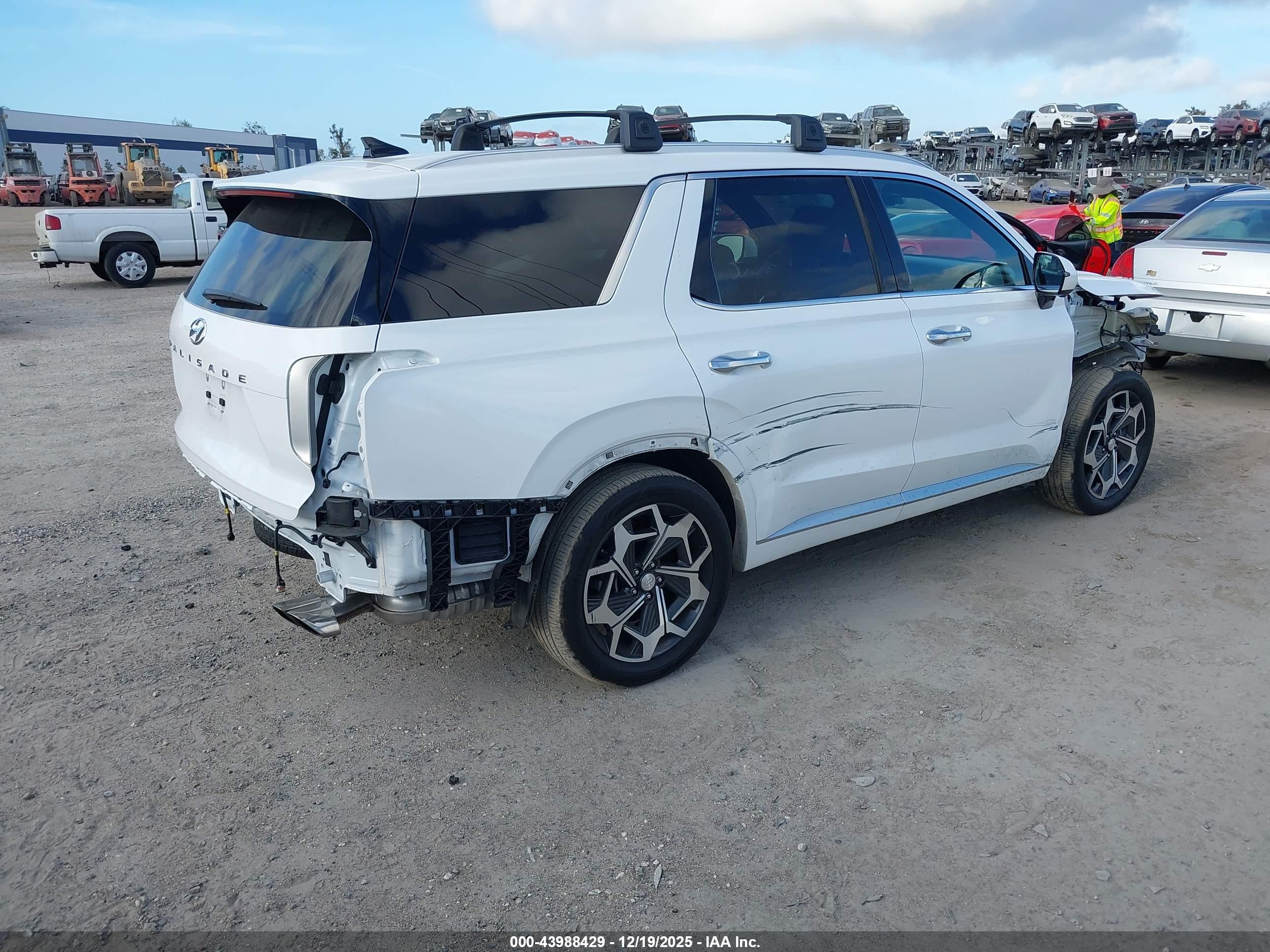 HYUNDAI PALISADE image 4