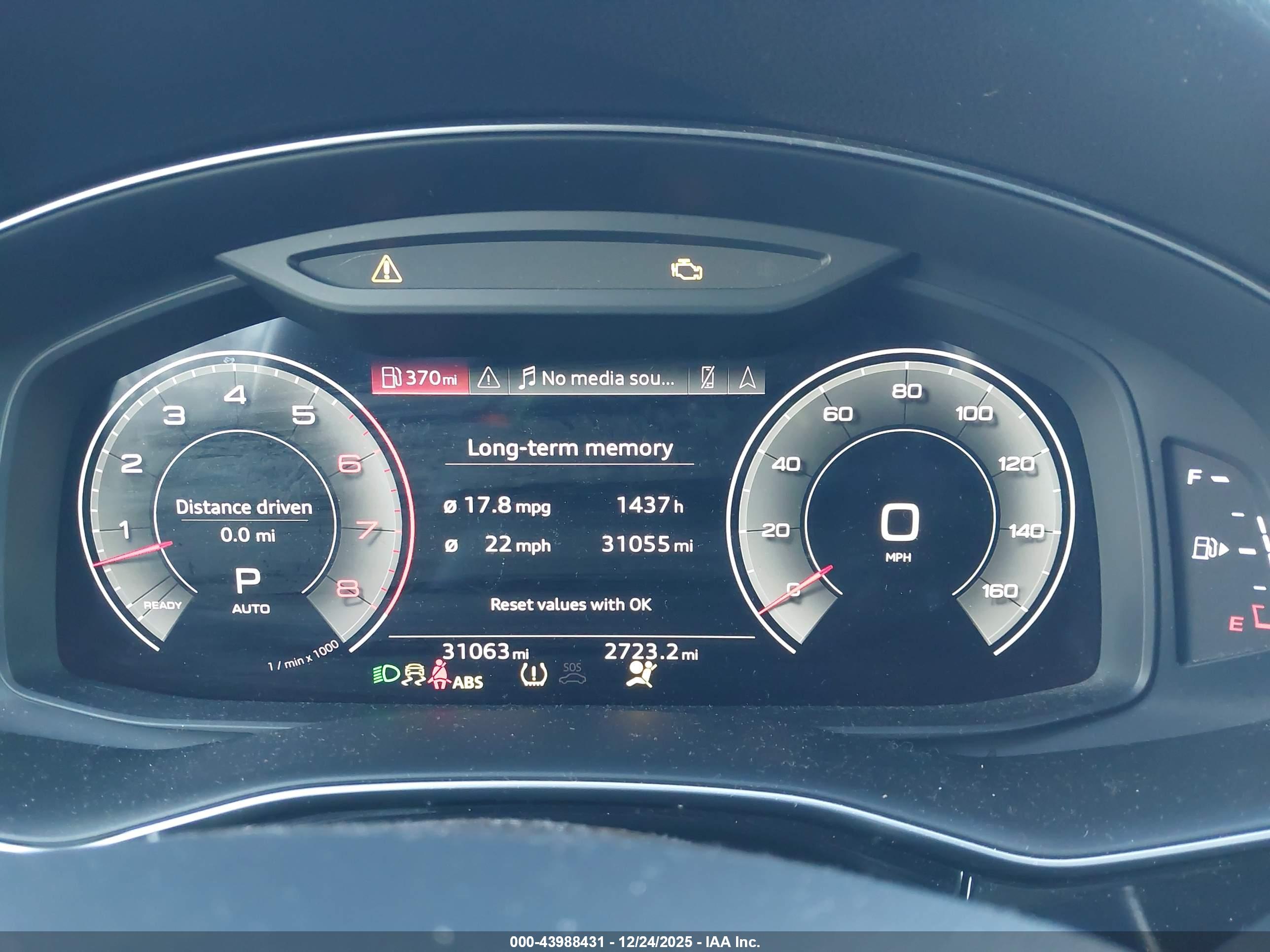 AUDI Q7 image 7