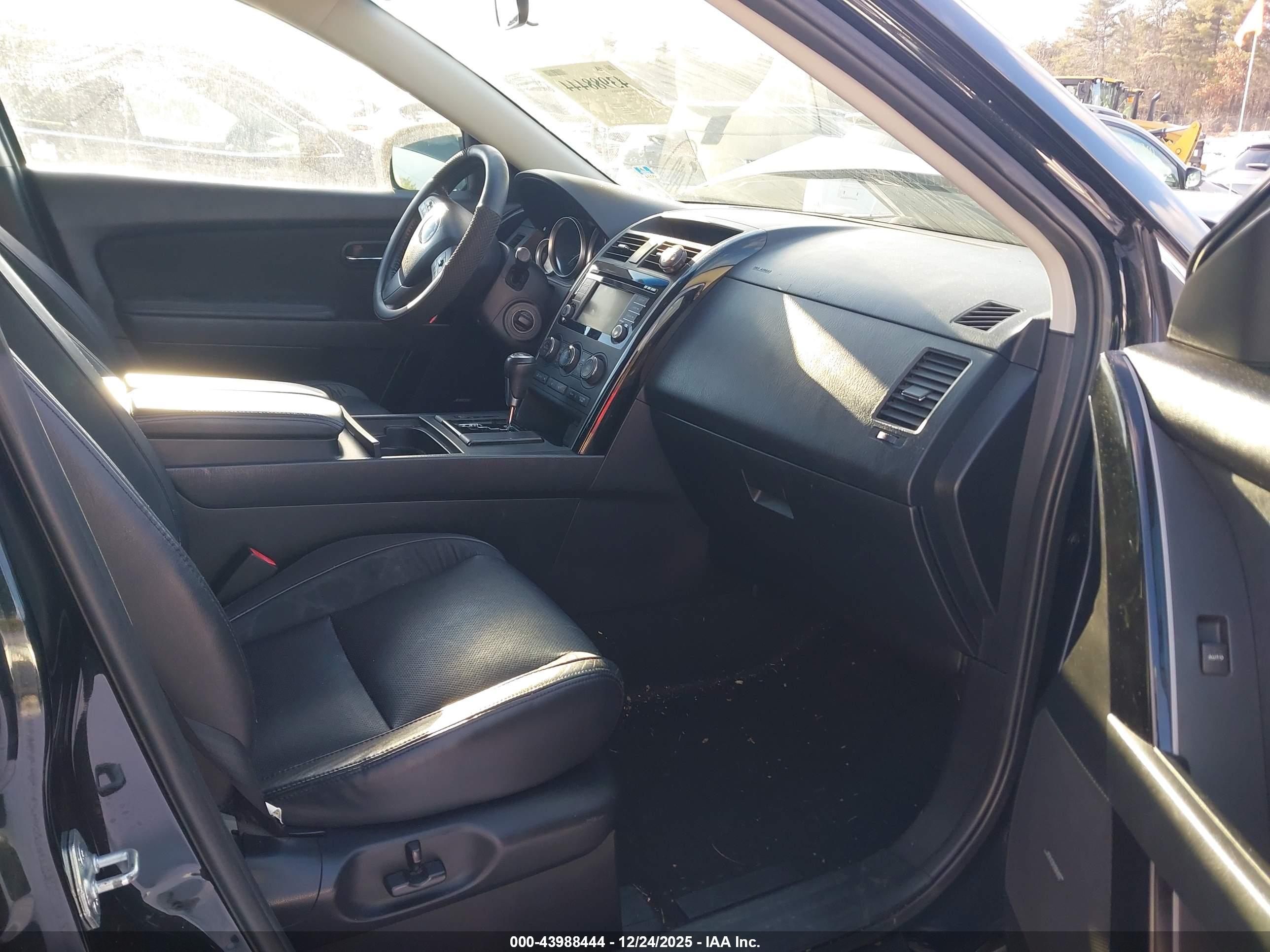 MAZDA CX-9 image 5