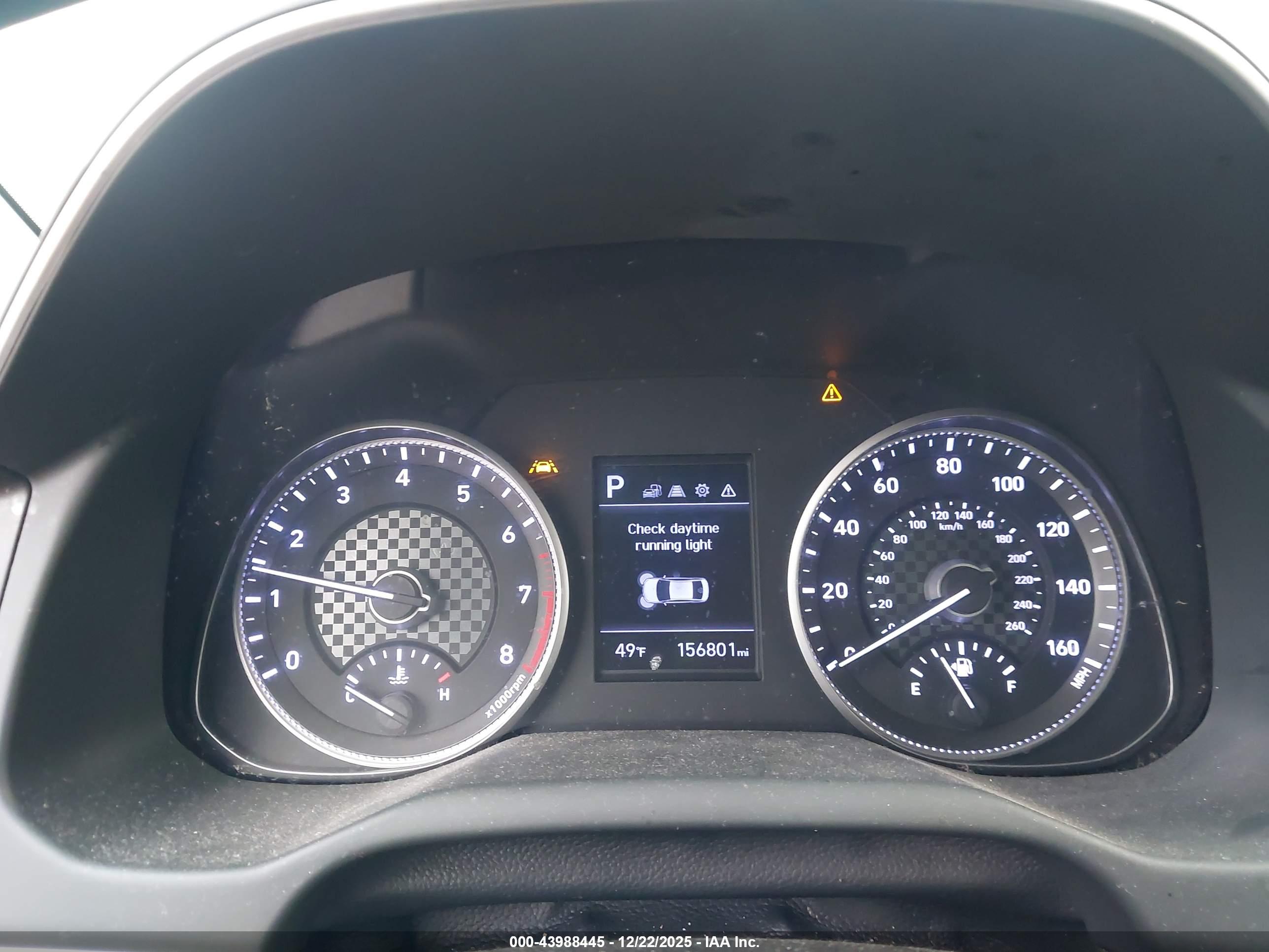 HYUNDAI ELANTRA image 7