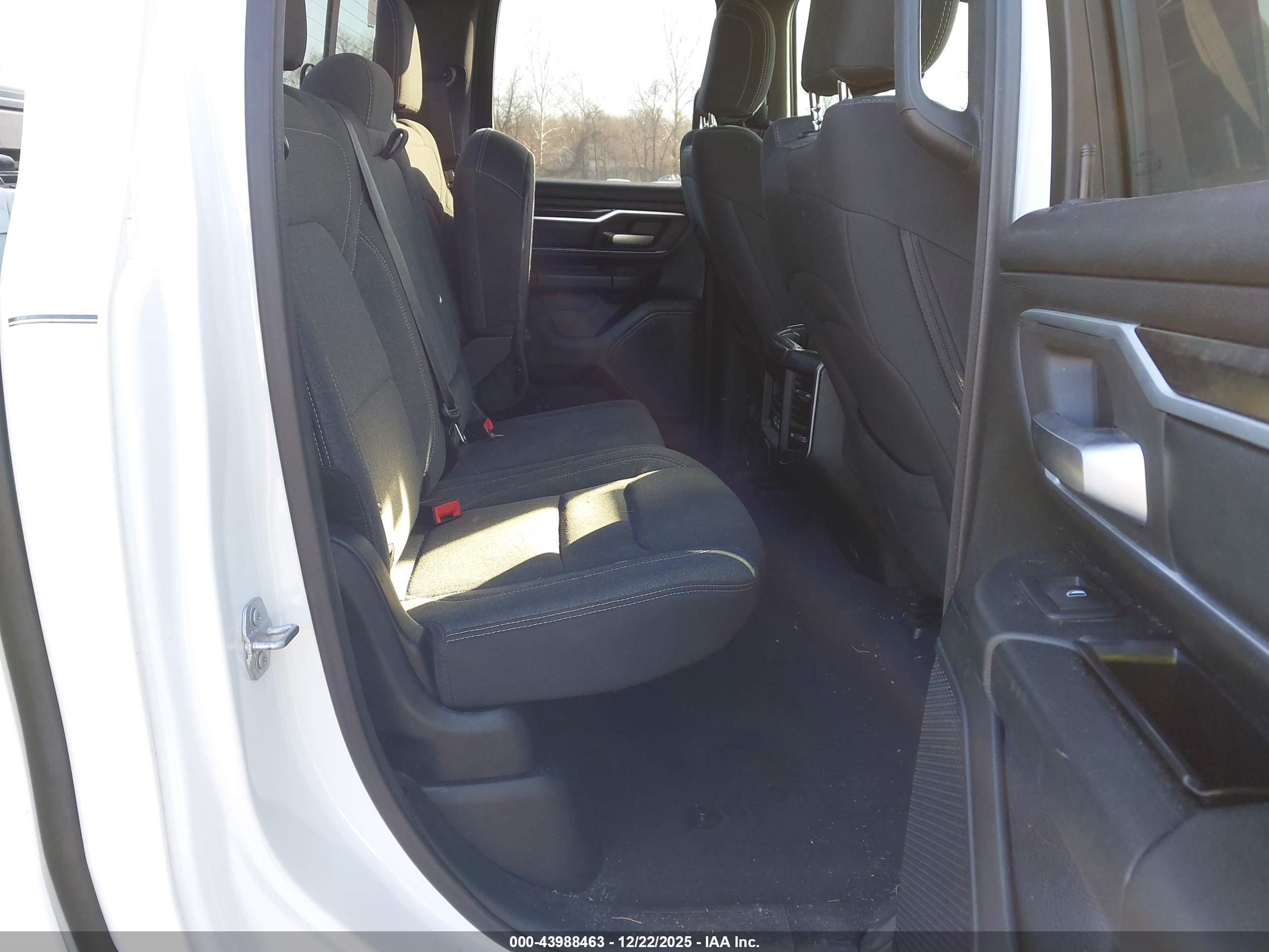 RAM 1500 image 8