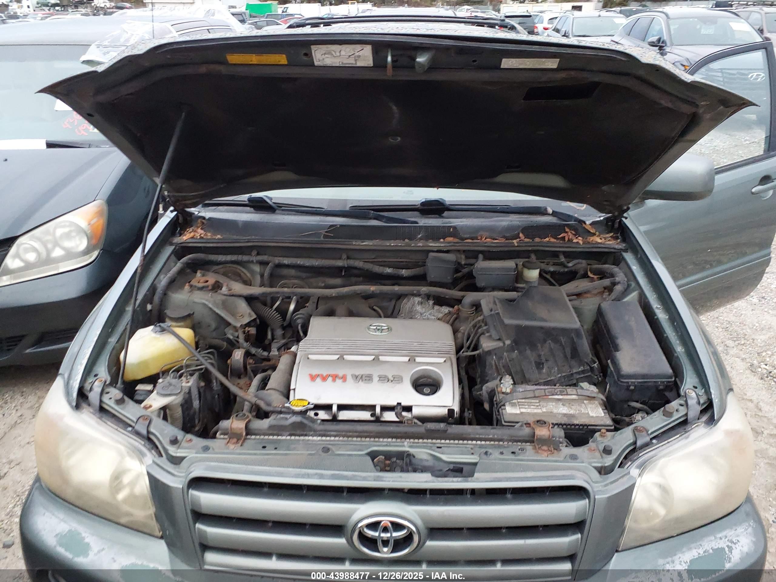 TOYOTA HIGHLANDER image 10
