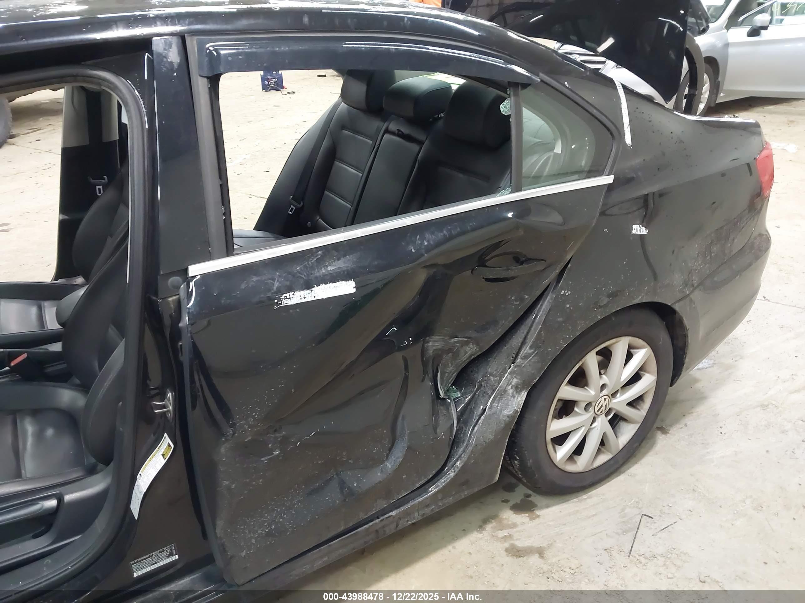 VOLKSWAGEN JETTA image 6