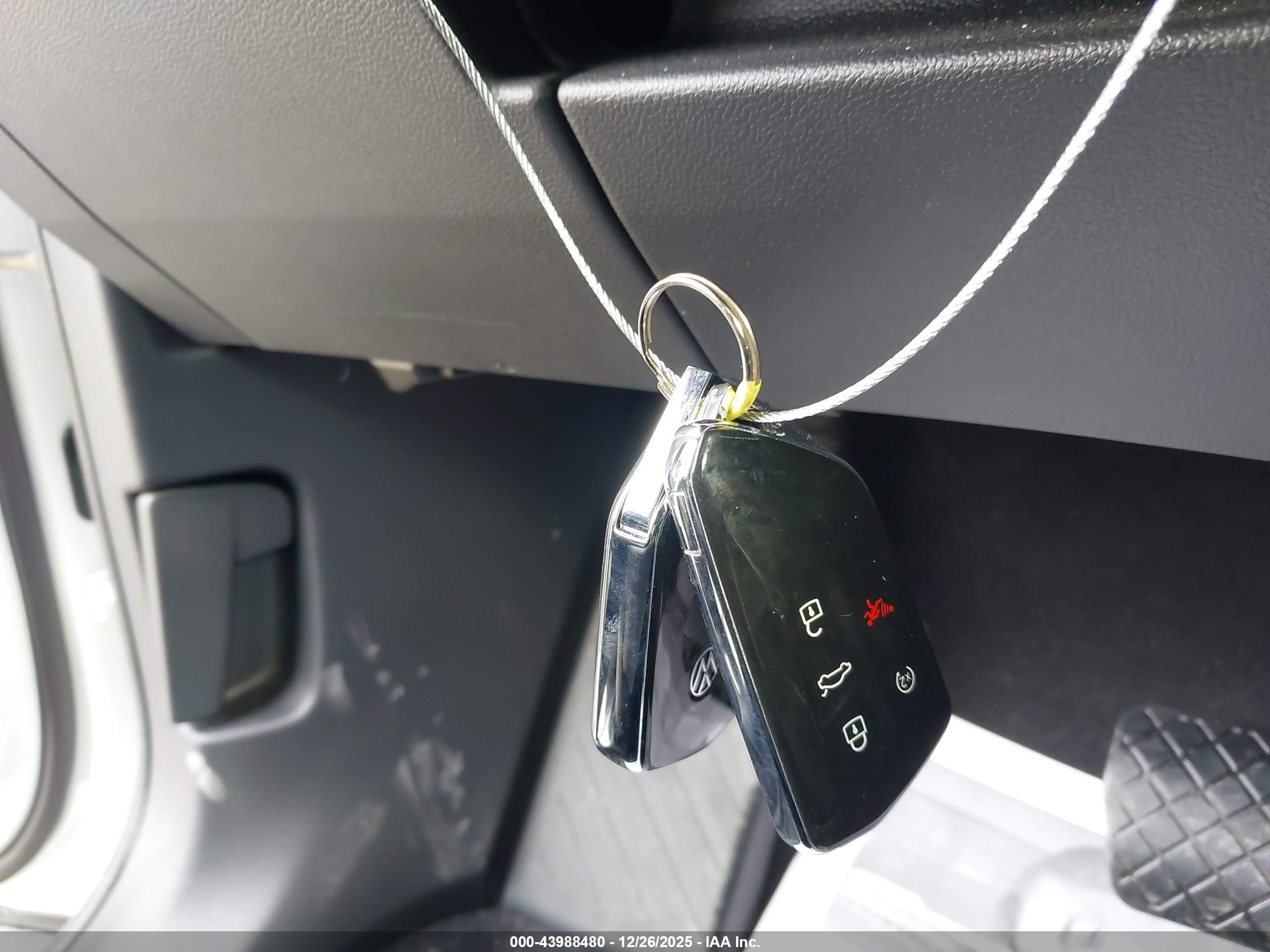 VOLKSWAGEN ATLAS image 11