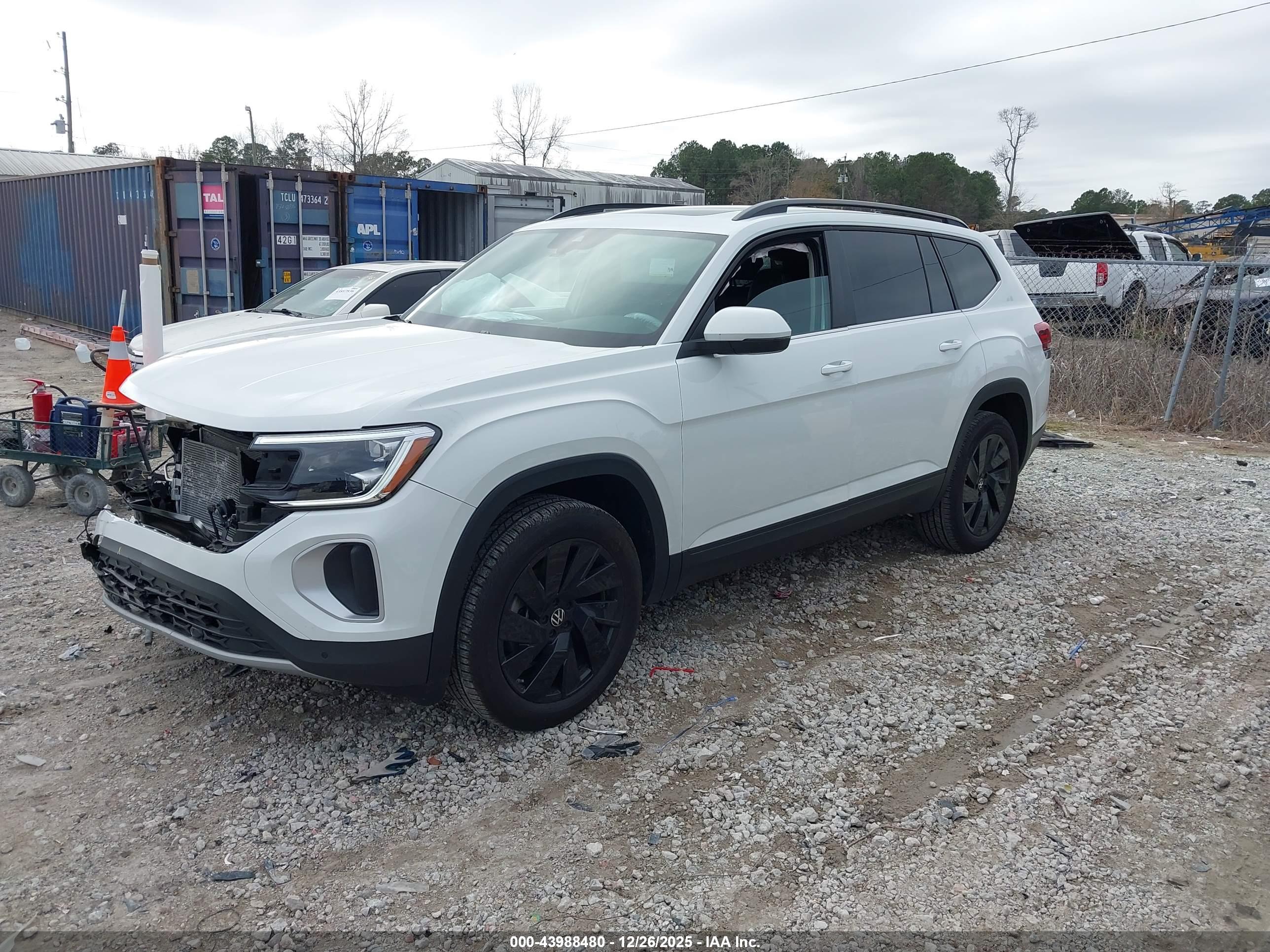 VOLKSWAGEN ATLAS image 2