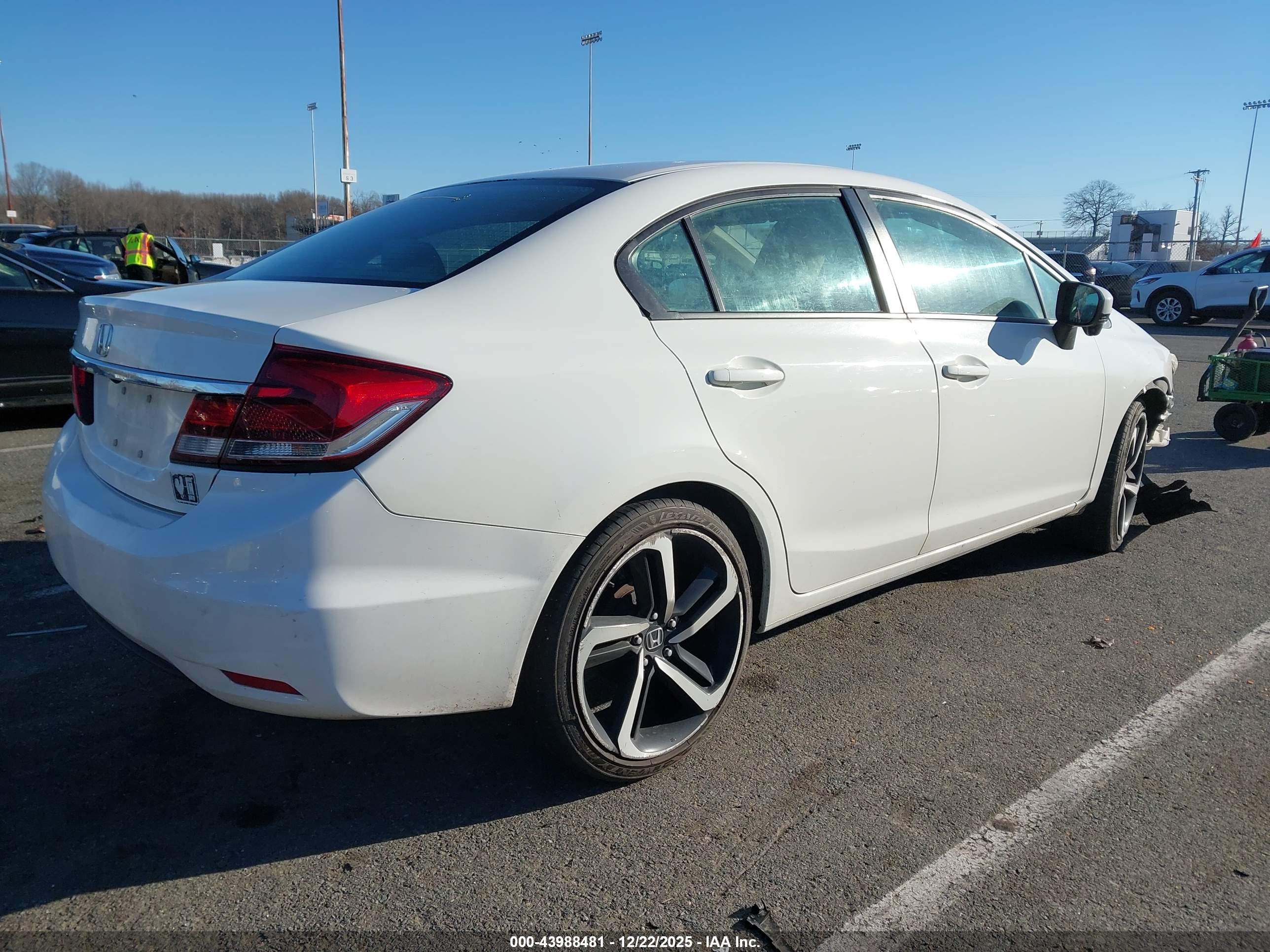 HONDA CIVIC image 4