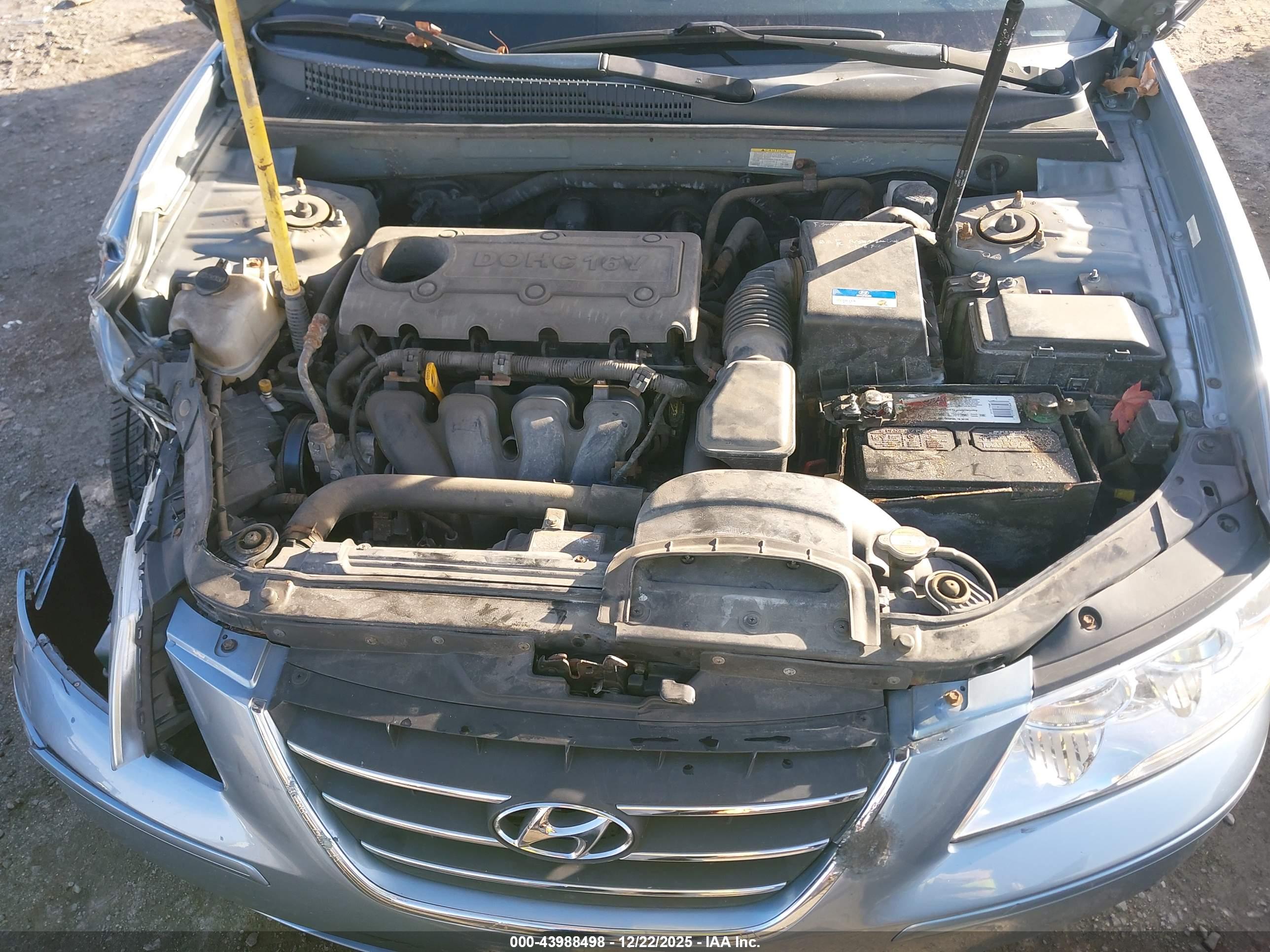 HYUNDAI SONATA image 10