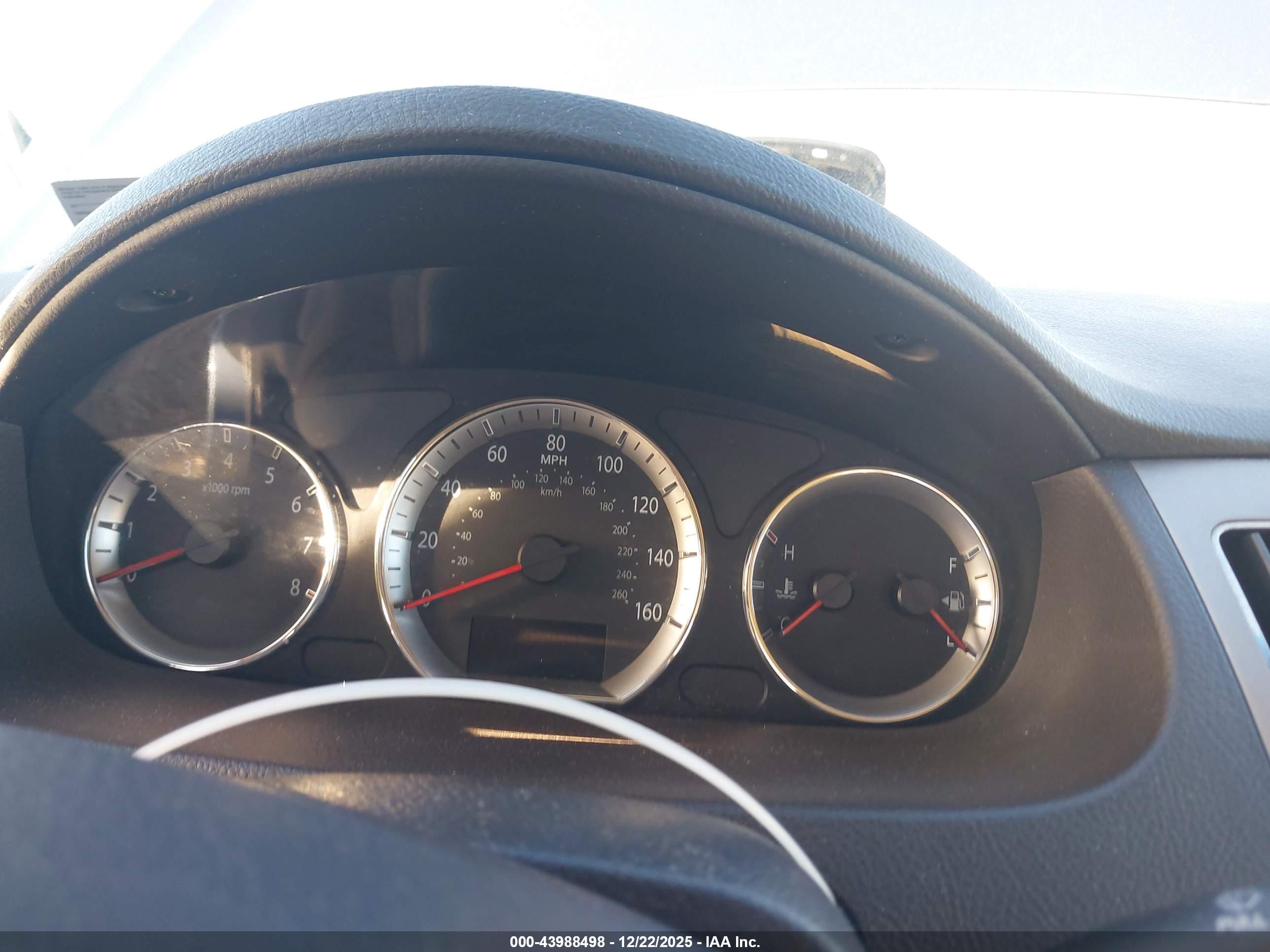 HYUNDAI SONATA image 7