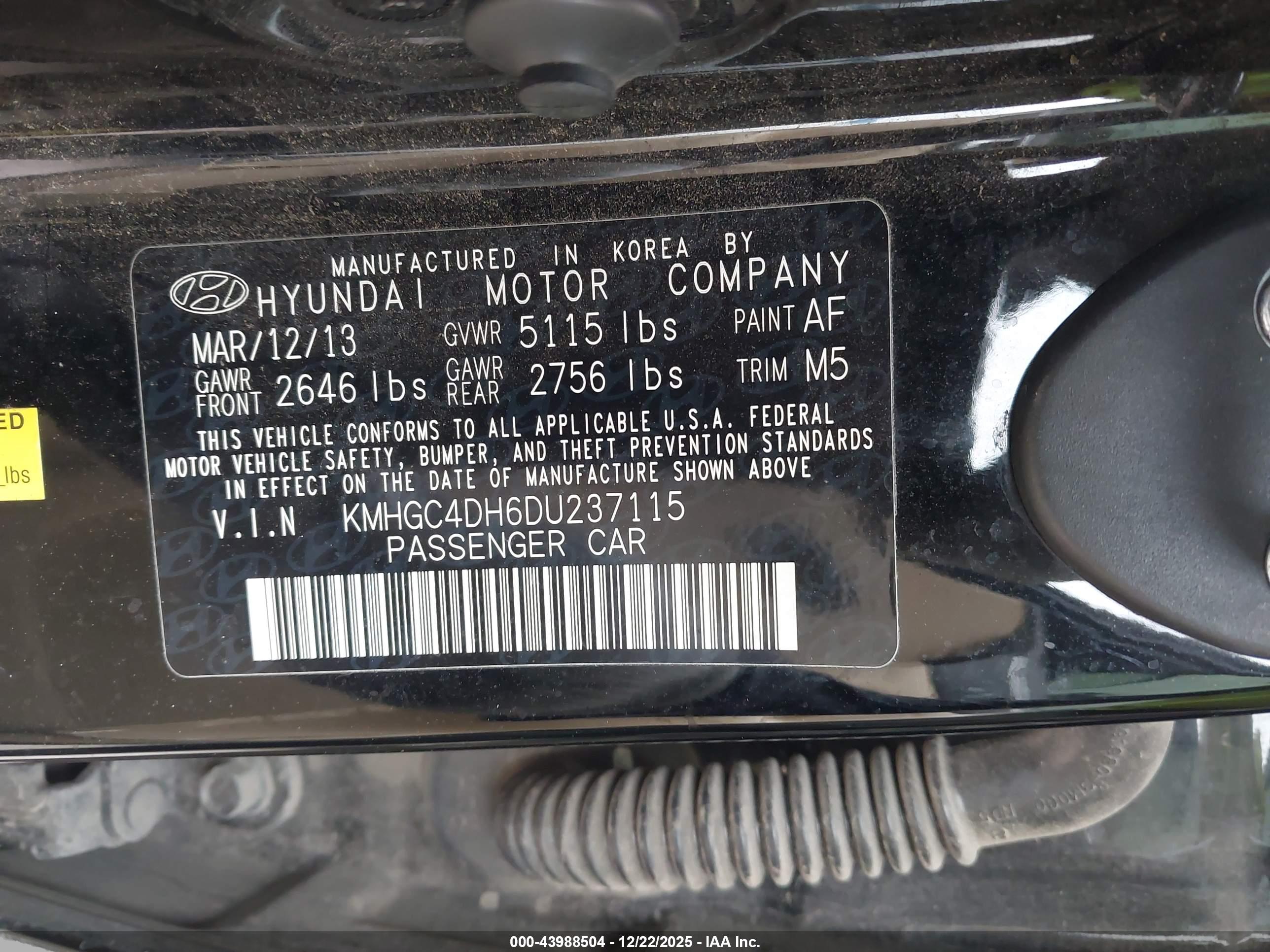 HYUNDAI GENESIS image 9