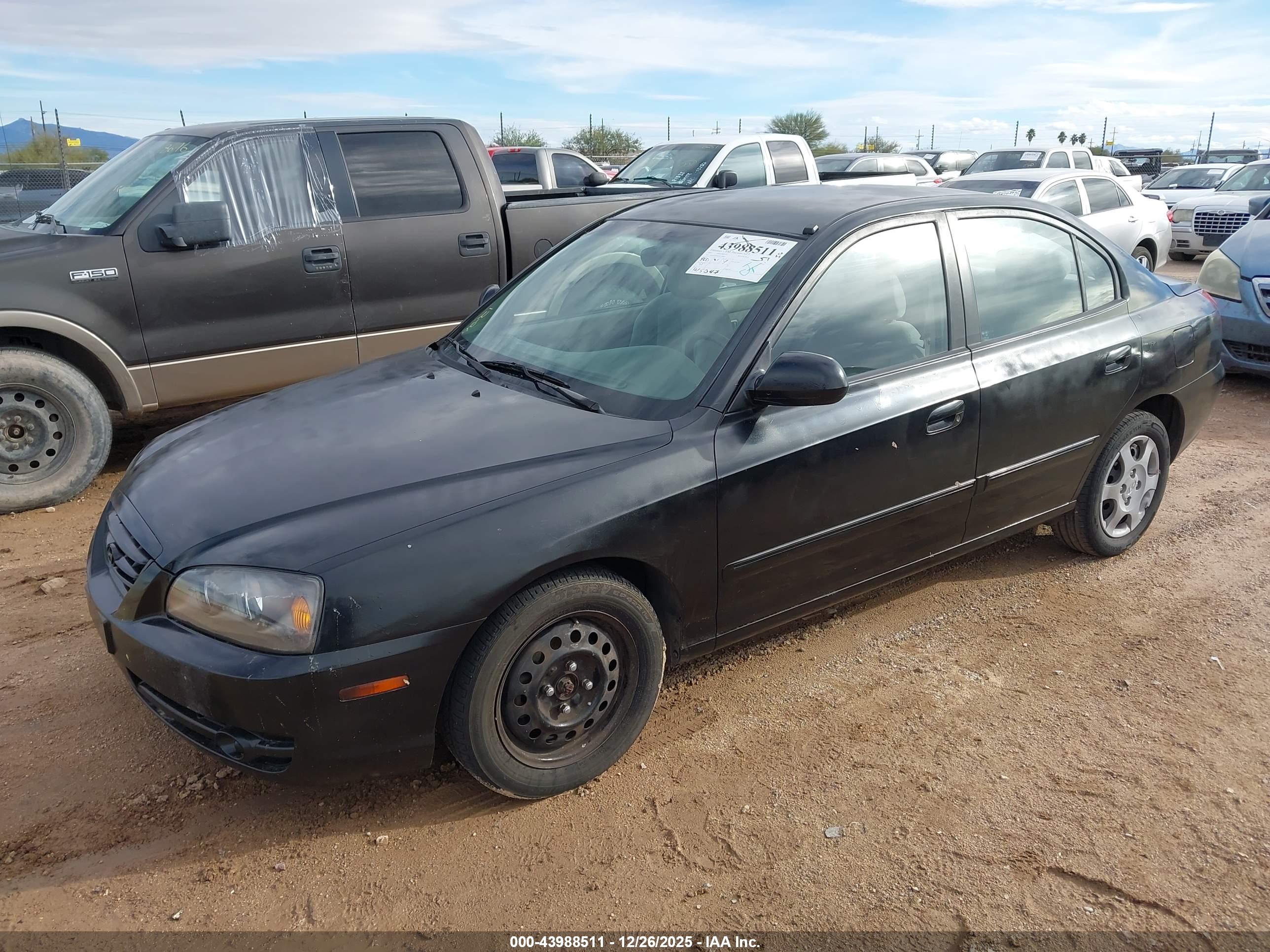 HYUNDAI ELANTRA image 2