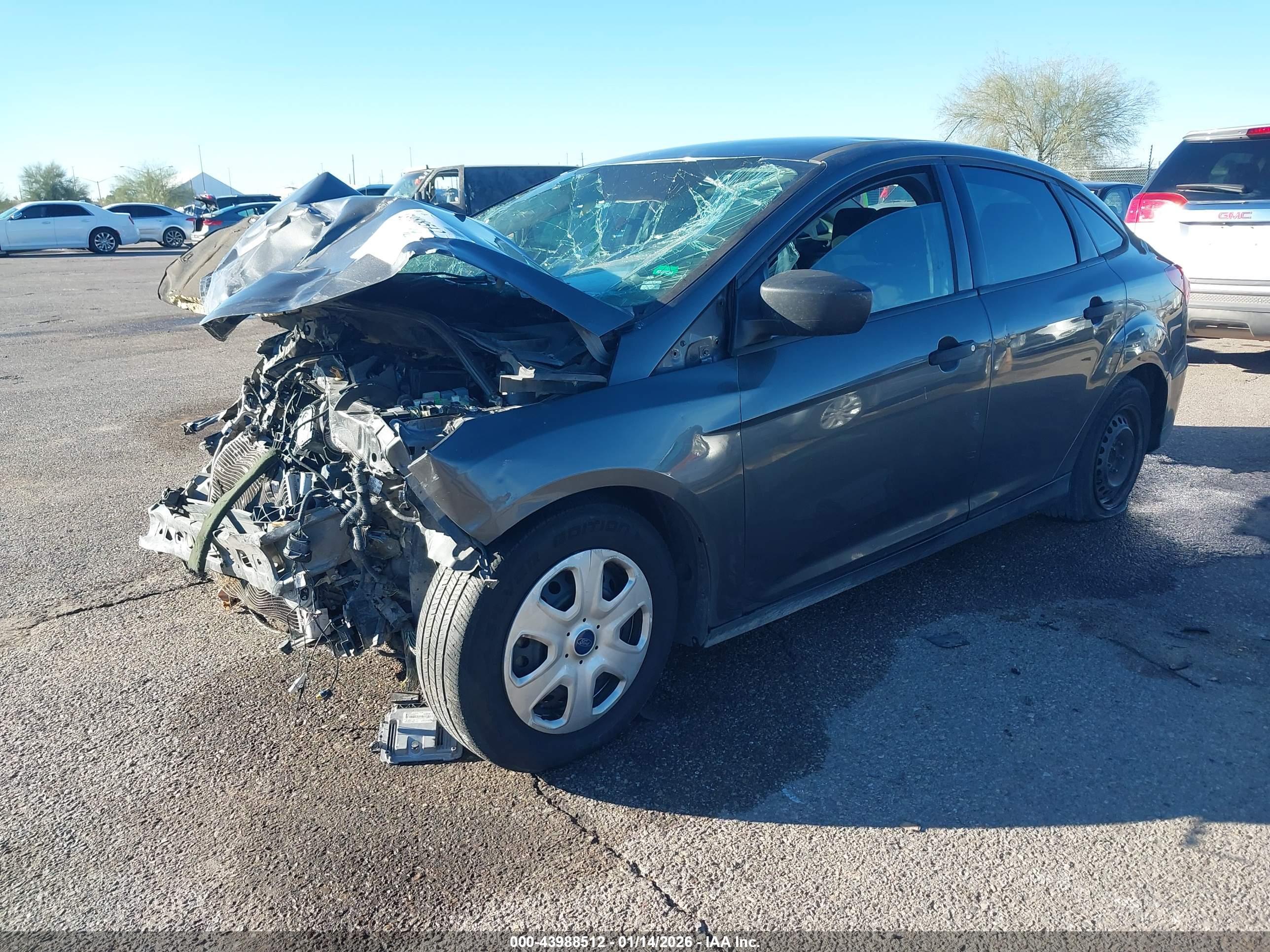 FORD FOCUS image 2