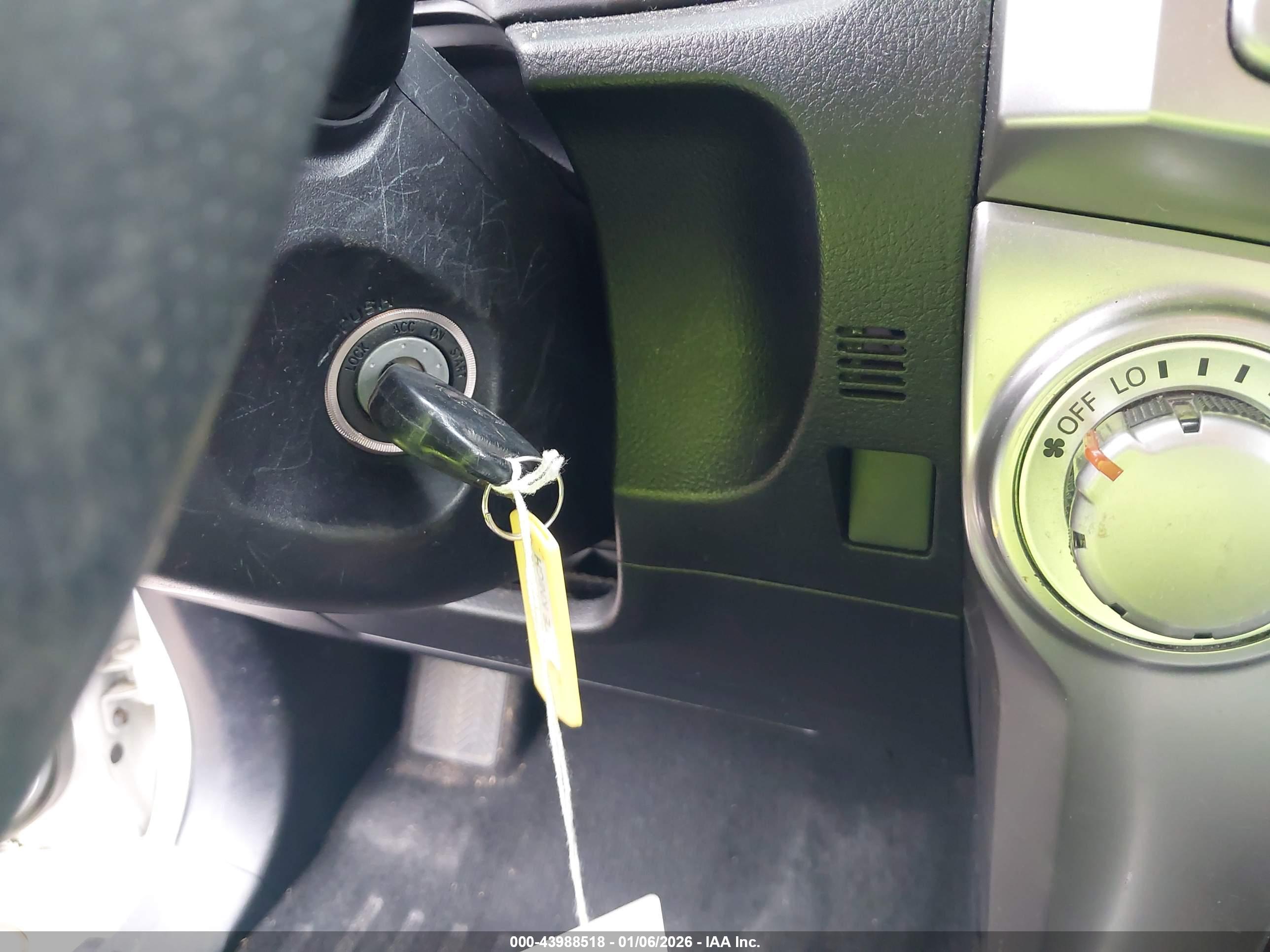 TOYOTA 4RUNNER image 11