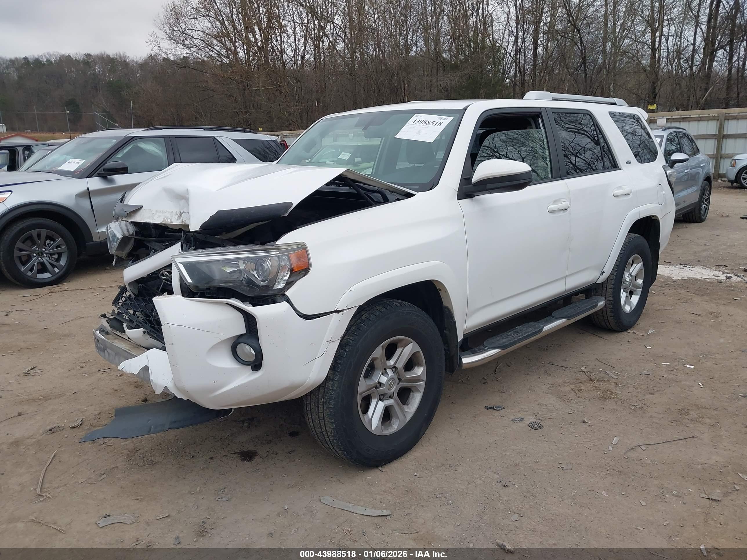 TOYOTA 4RUNNER image 2