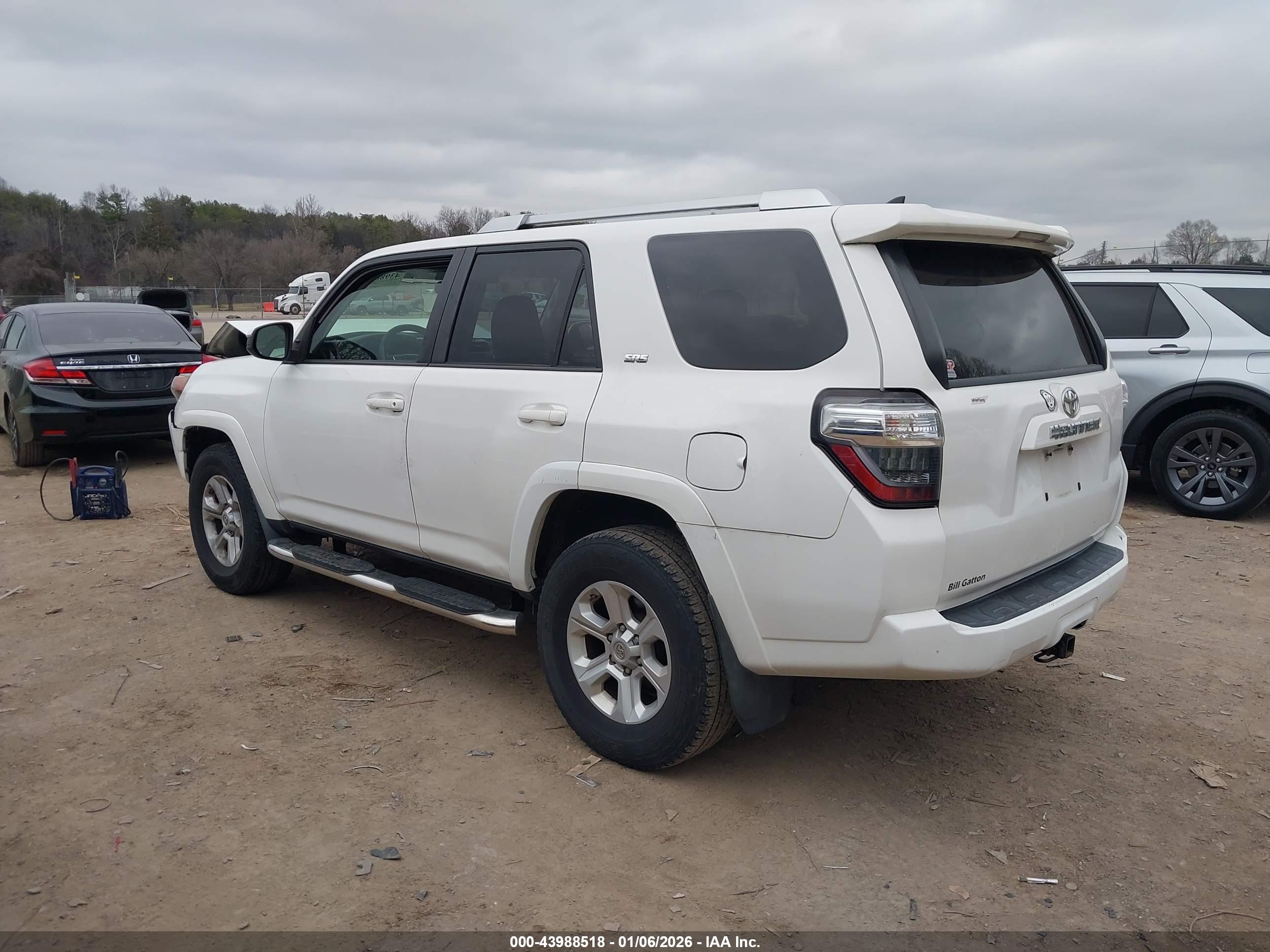 TOYOTA 4RUNNER image 3
