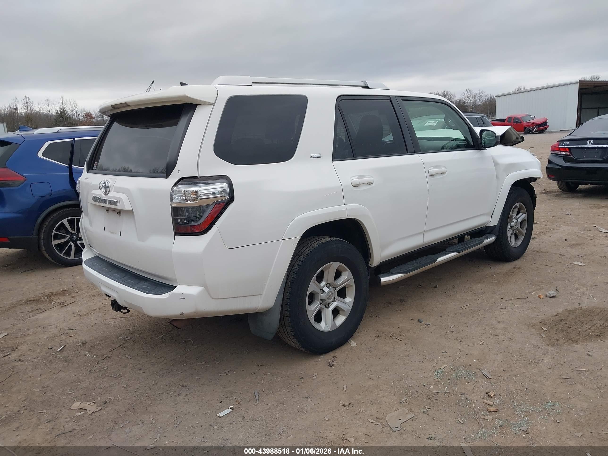 TOYOTA 4RUNNER image 4